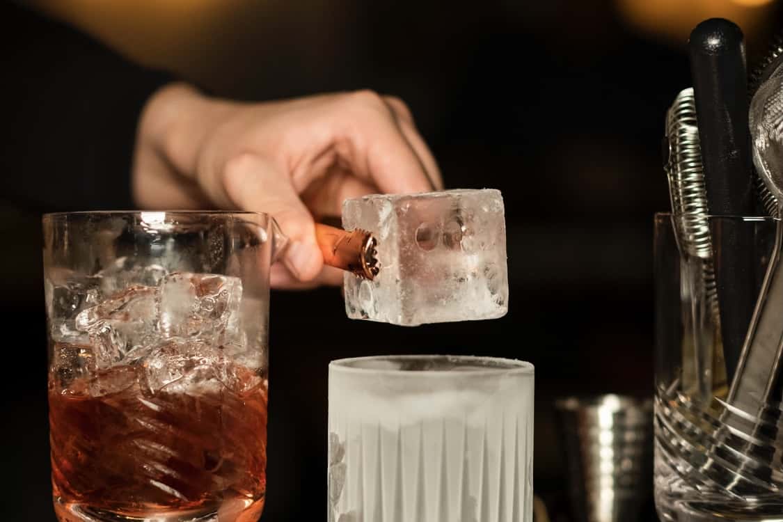 The perseverance - main bar 0