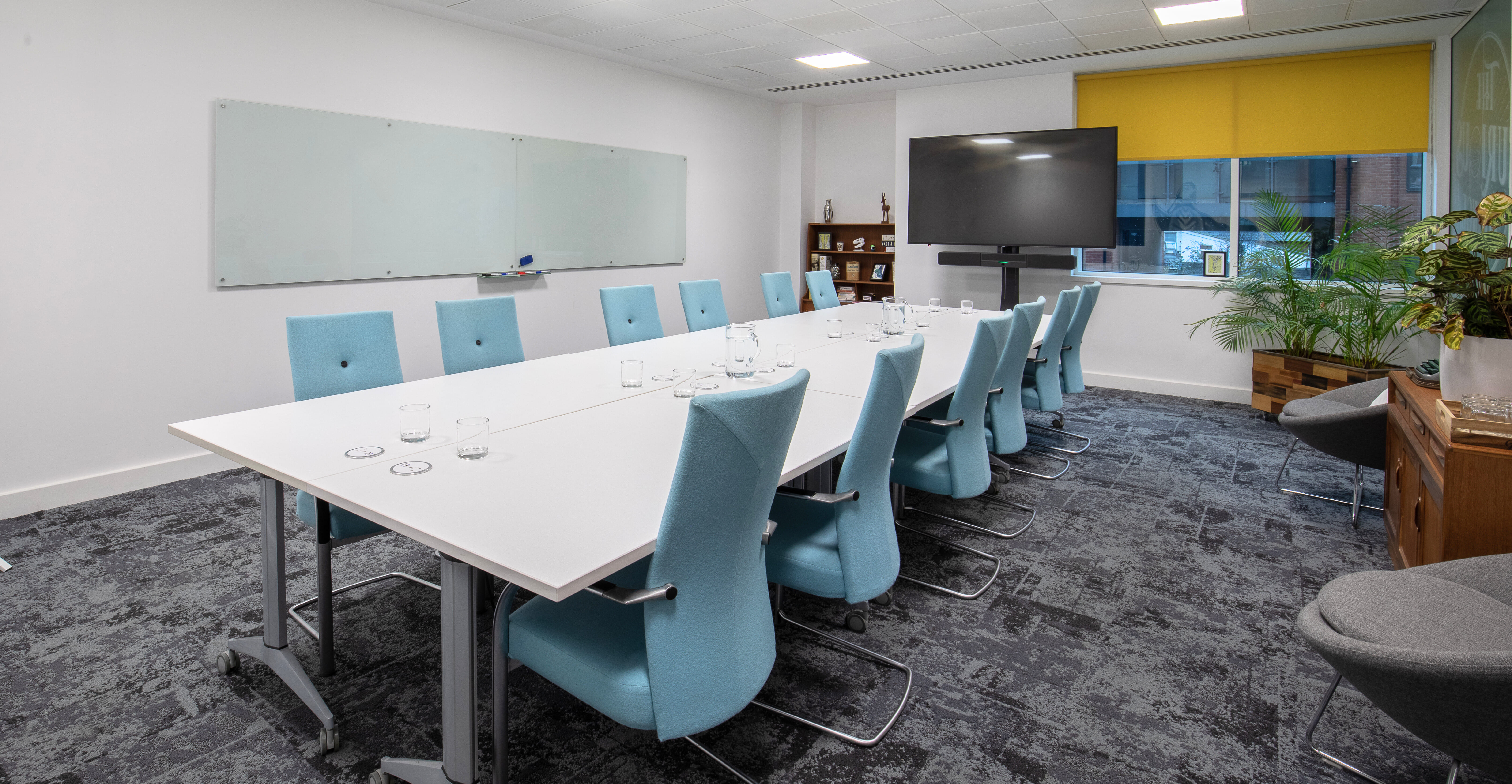 The Curious Lounge - 12 person boardroom 1