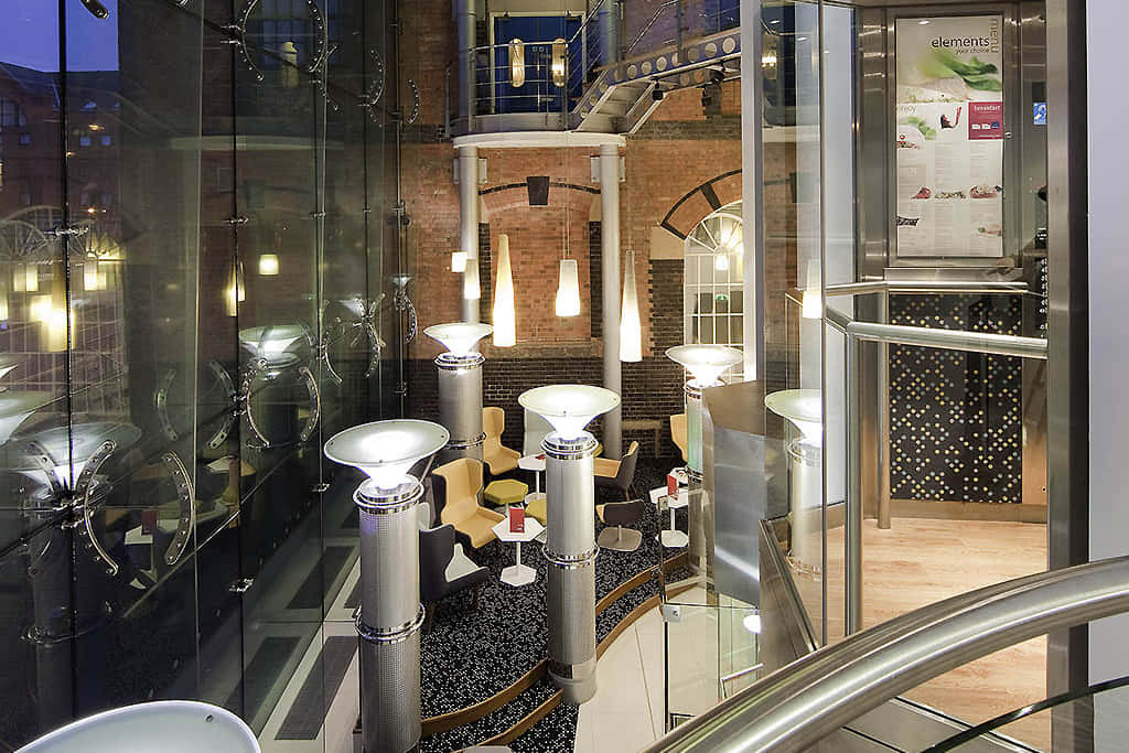 Novotel Cardiff Centre 10