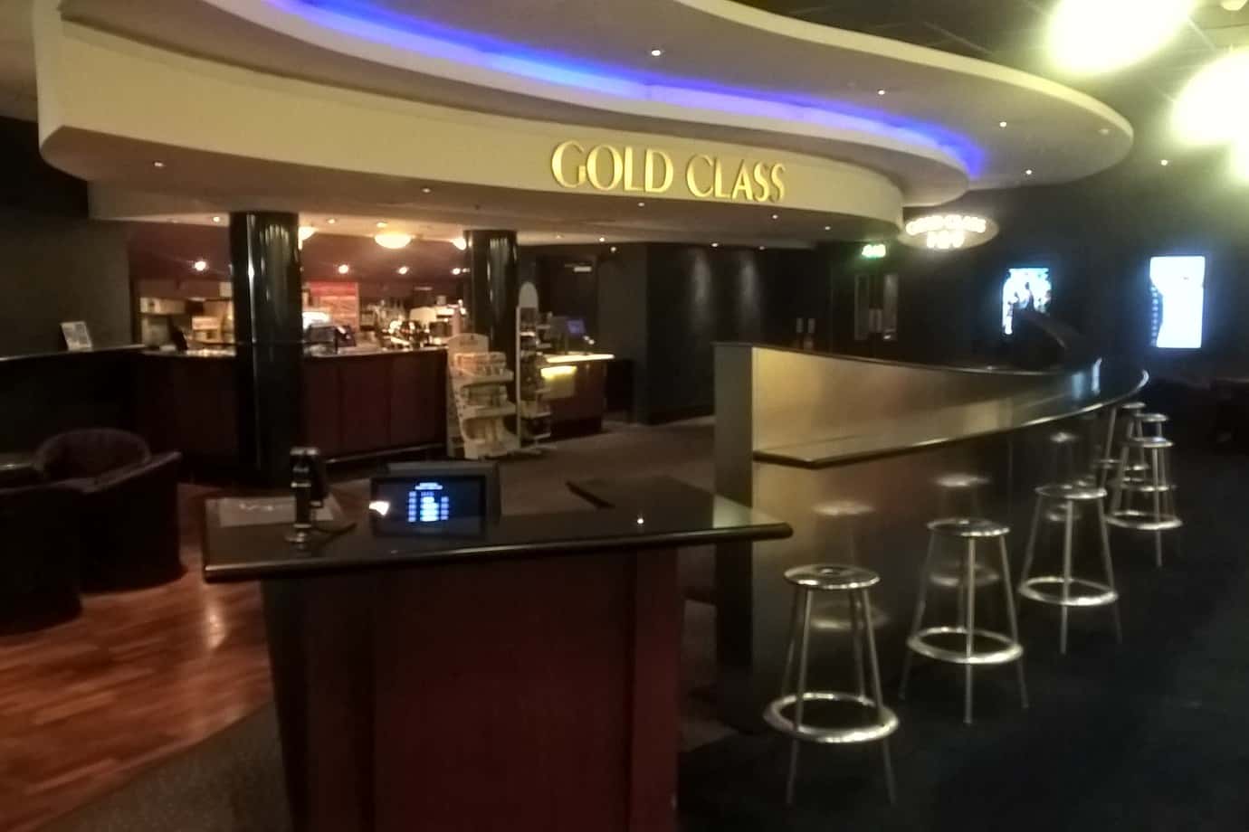 Gold Class Screens 0