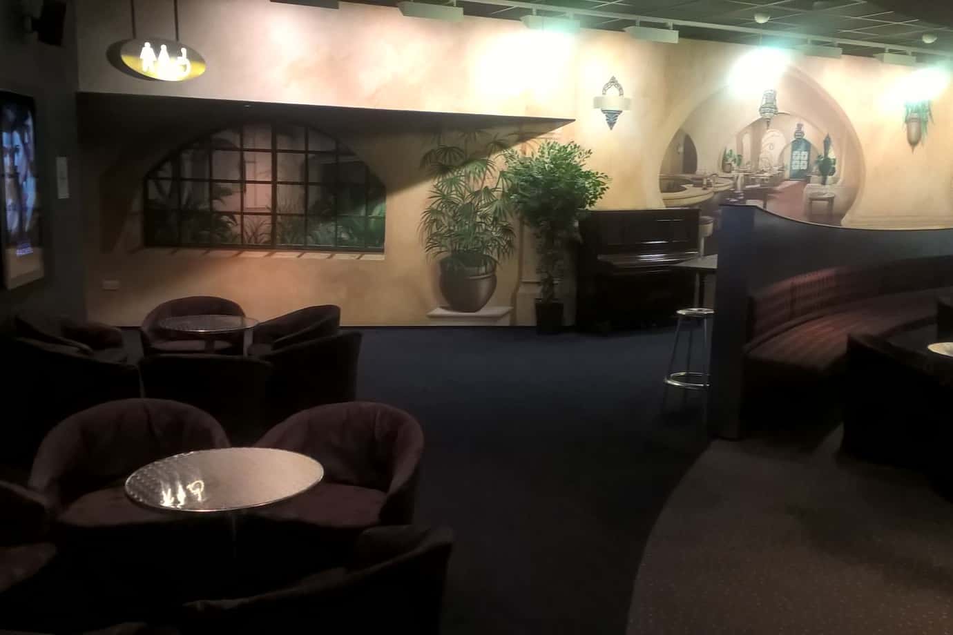 Gold Class Screens 1