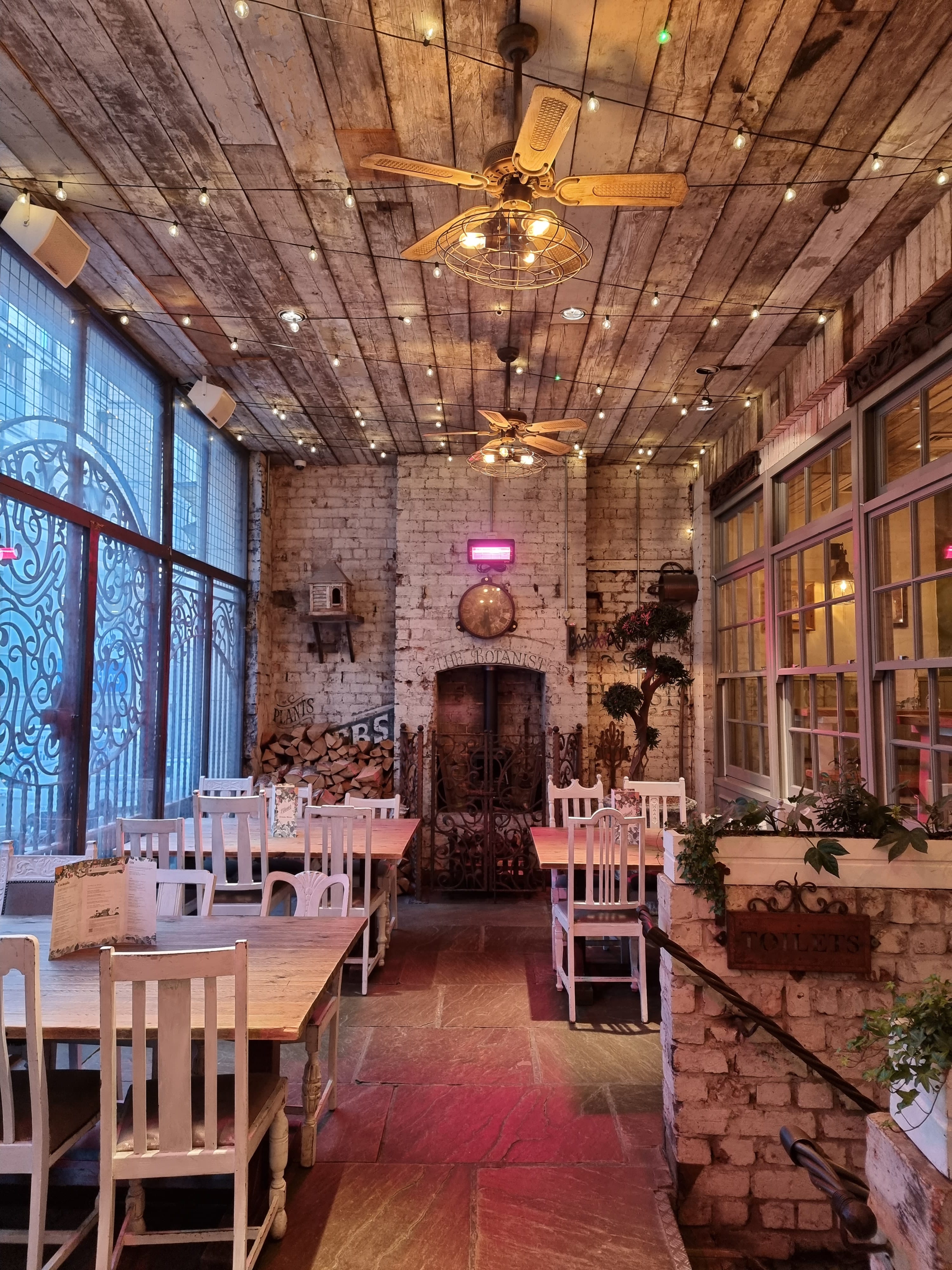 The Courtyard - The Botanist