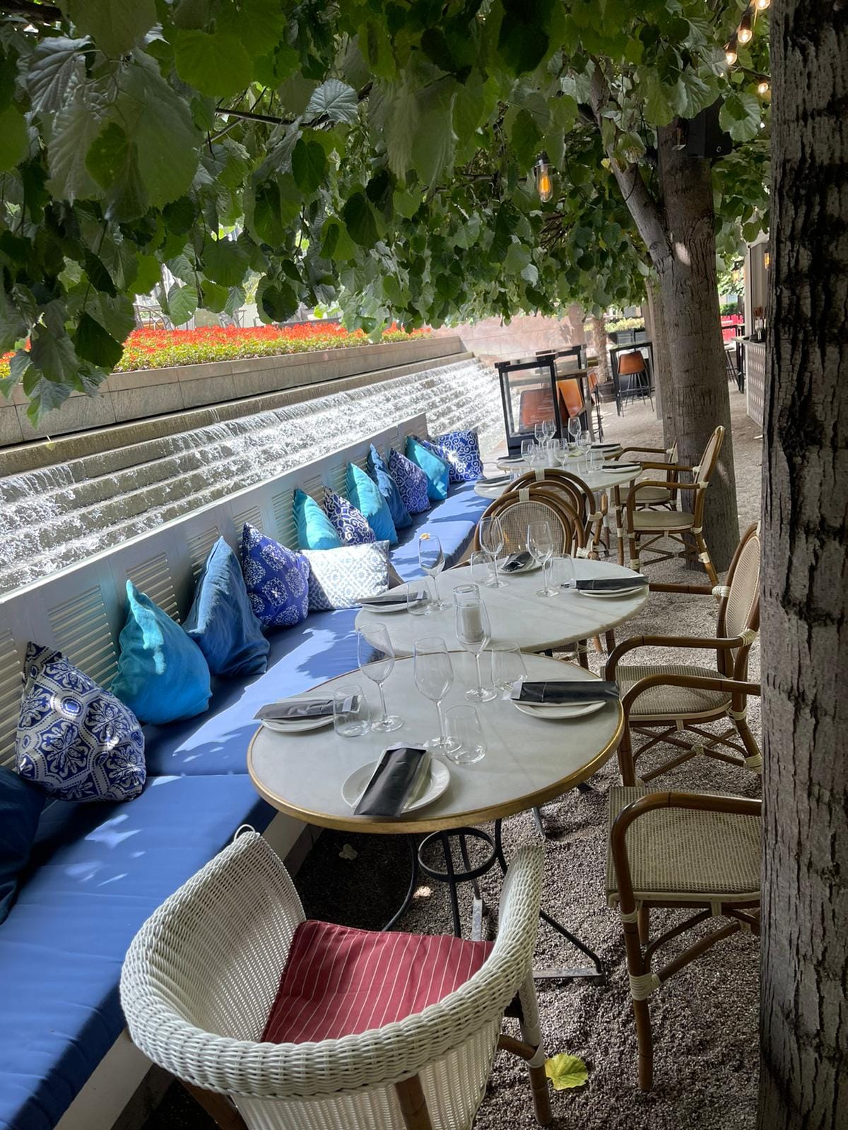 LA TERRAZA OUTSIDE 1