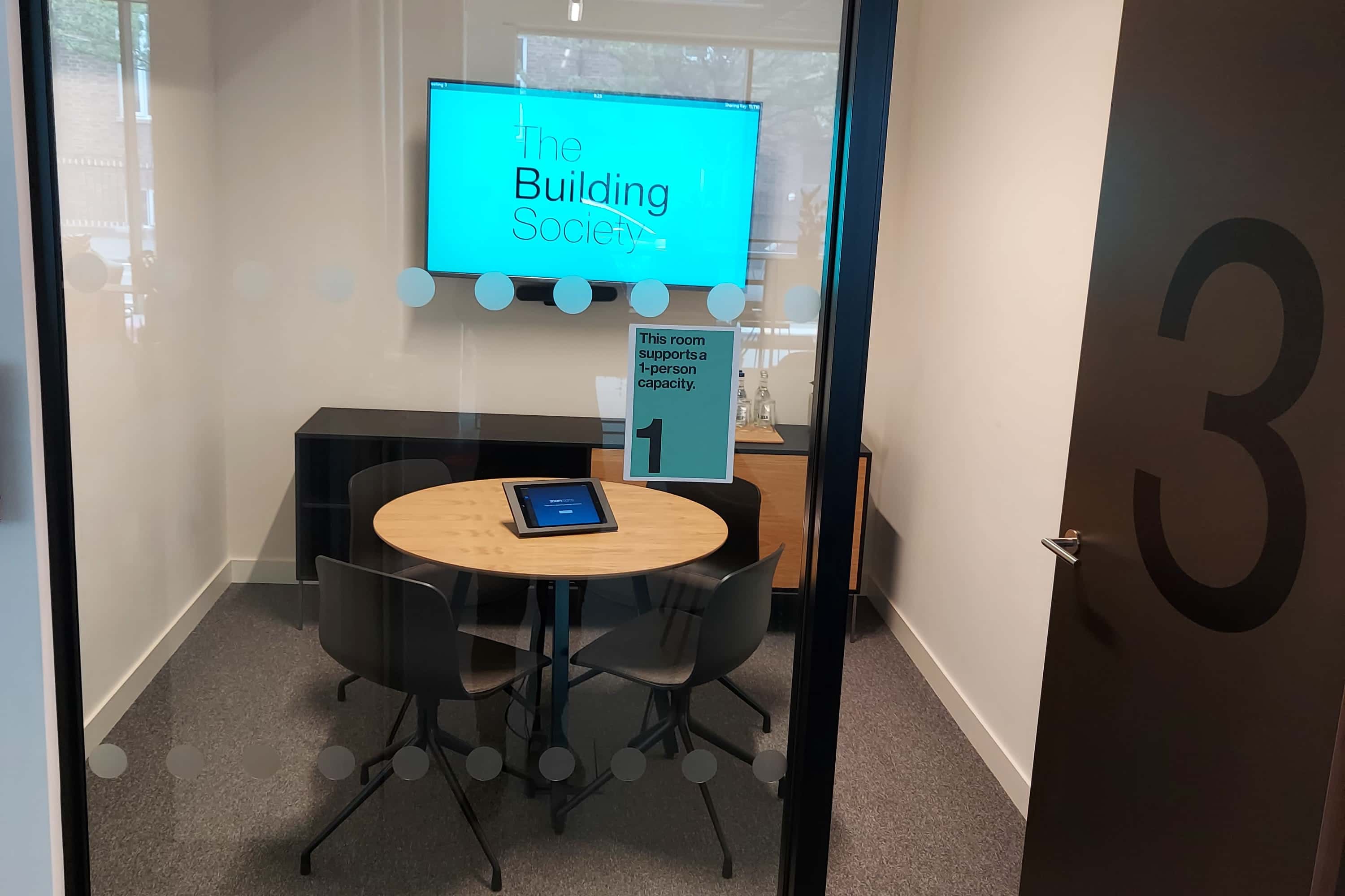 Small meeting room 1