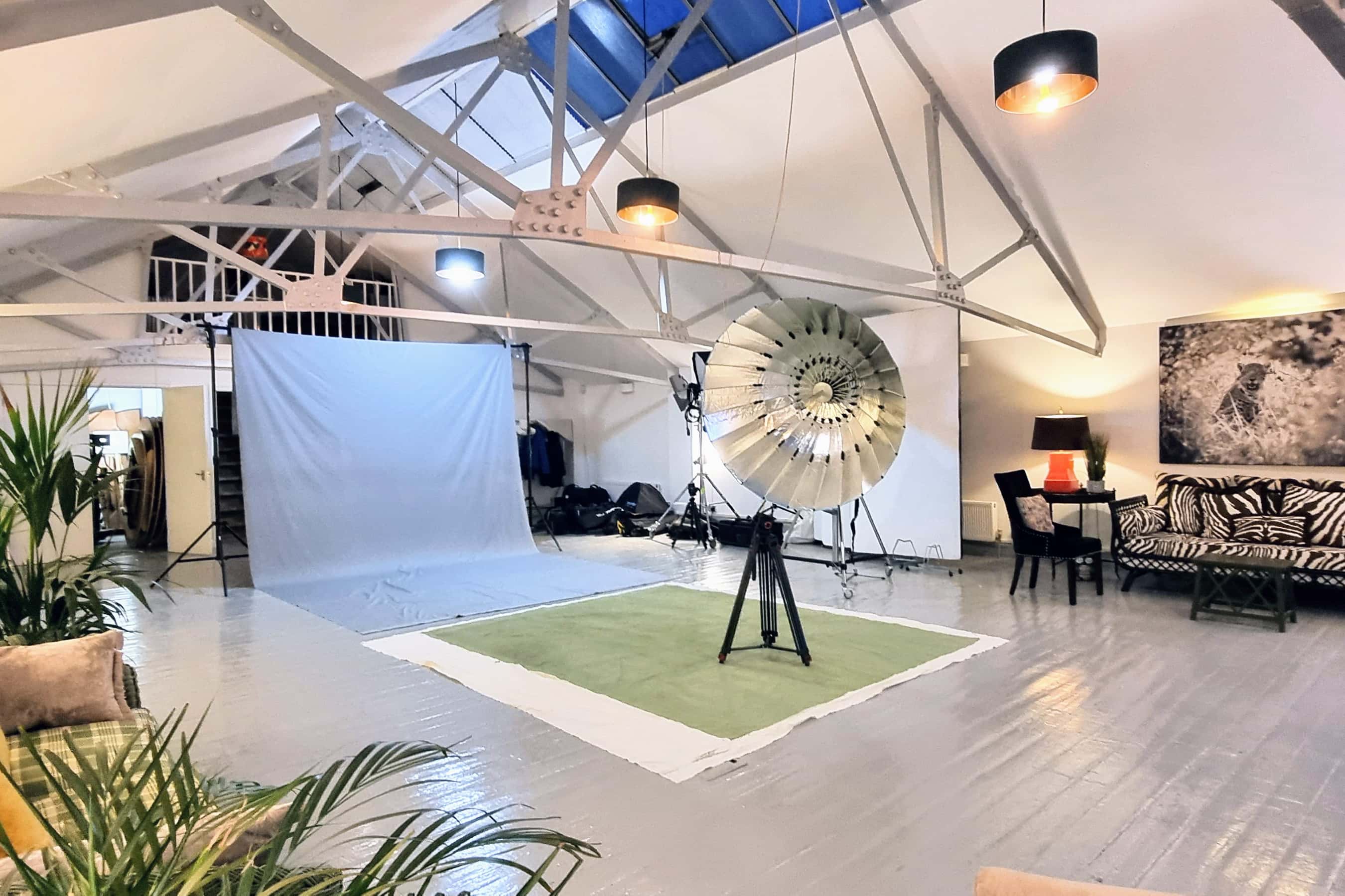 L'Atelier Lumiere 16