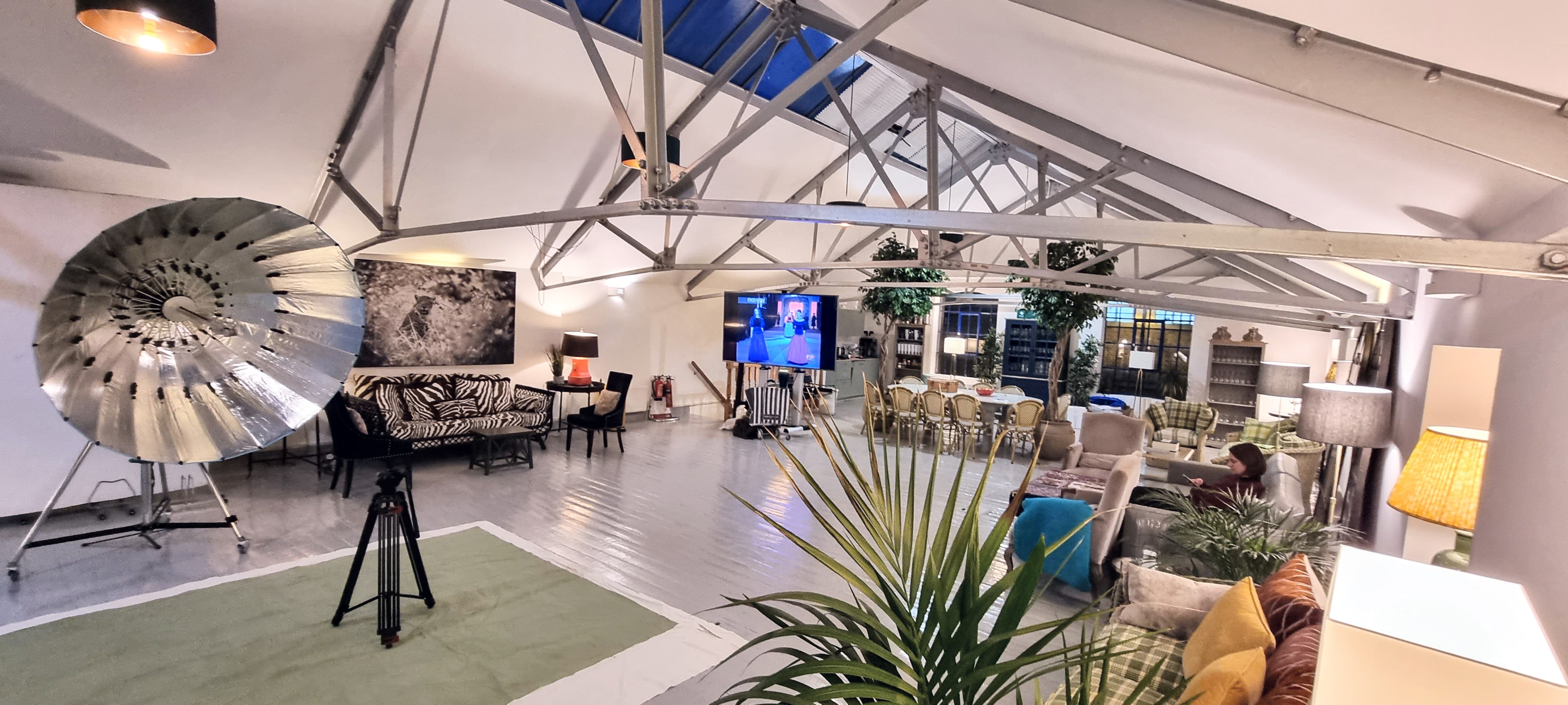 L'Atelier Lumiere 17