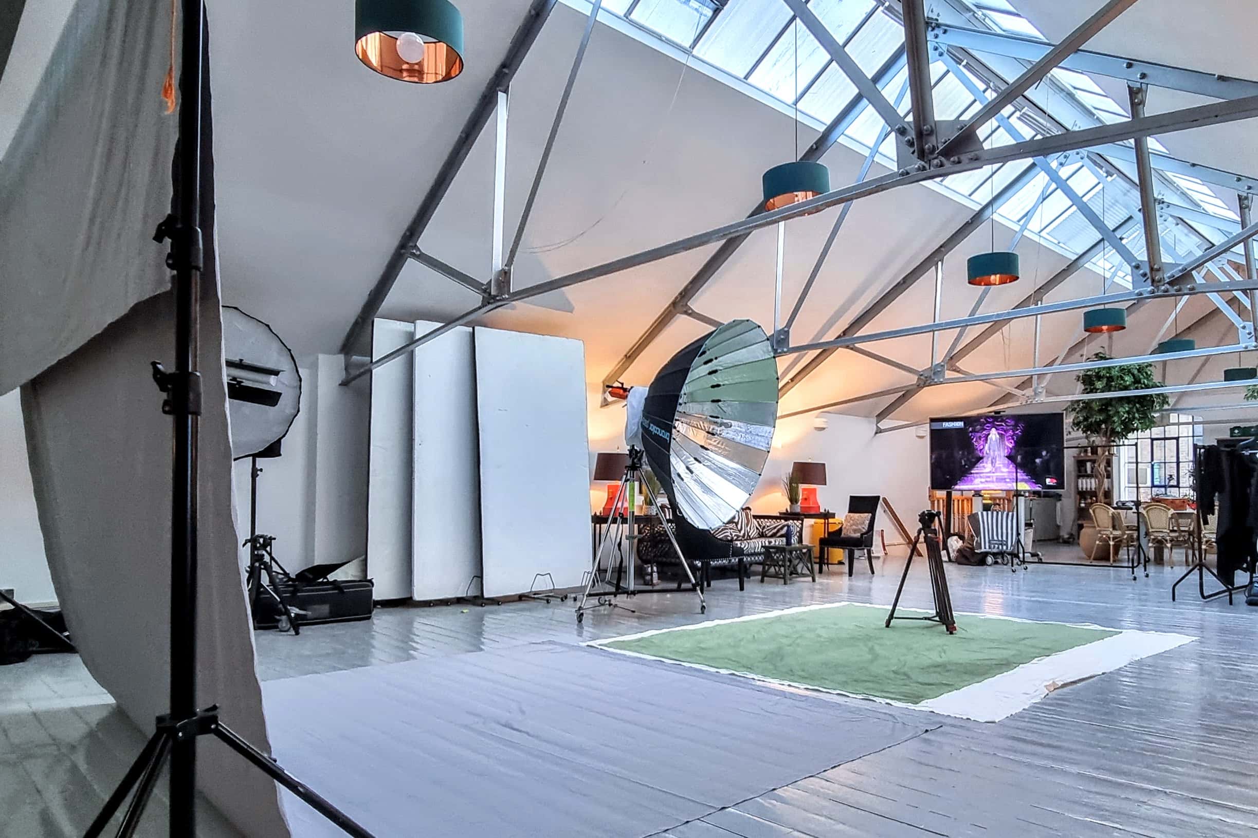 L'Atelier Lumiere 10