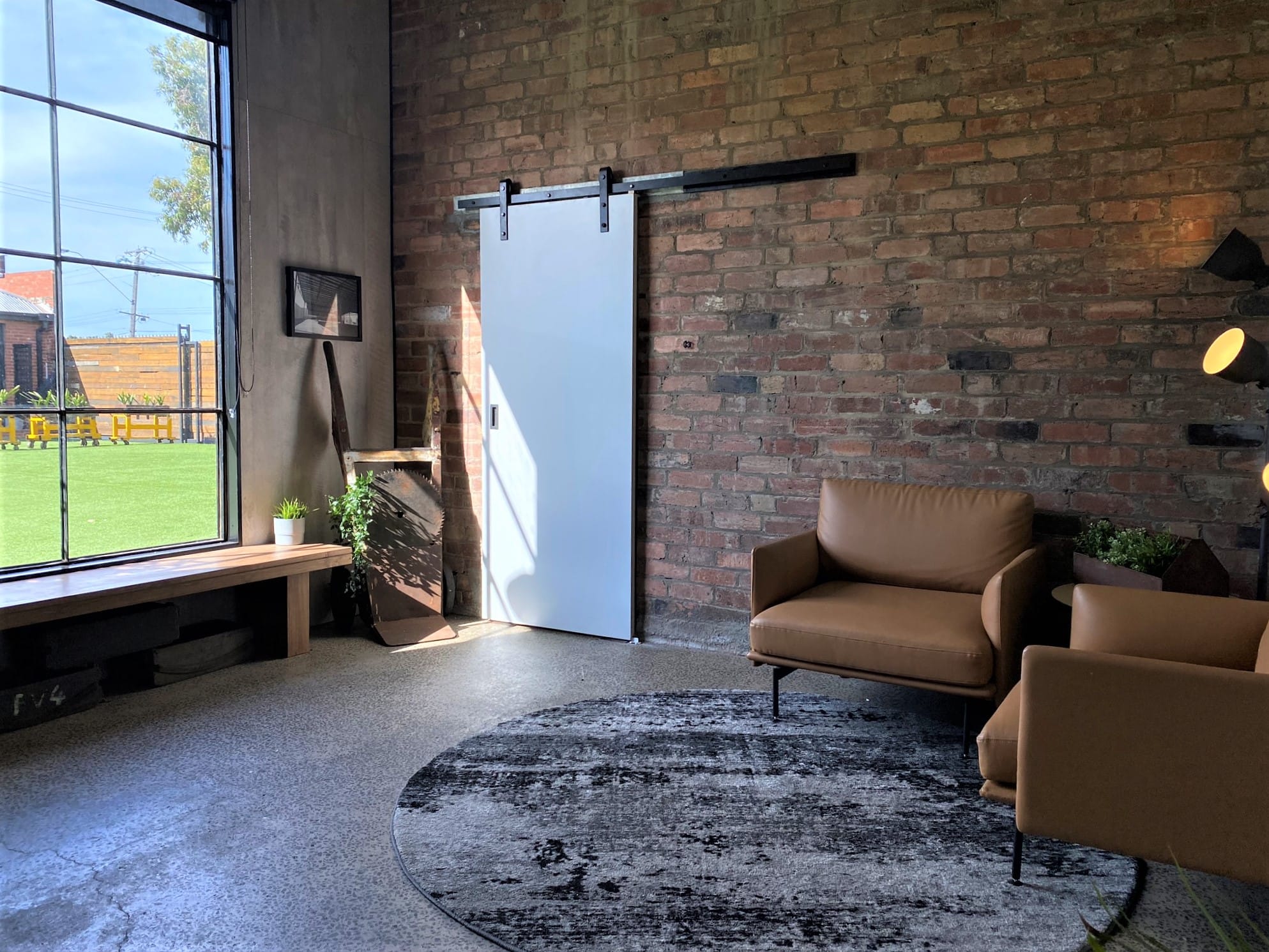 The Meeting Room #1 6