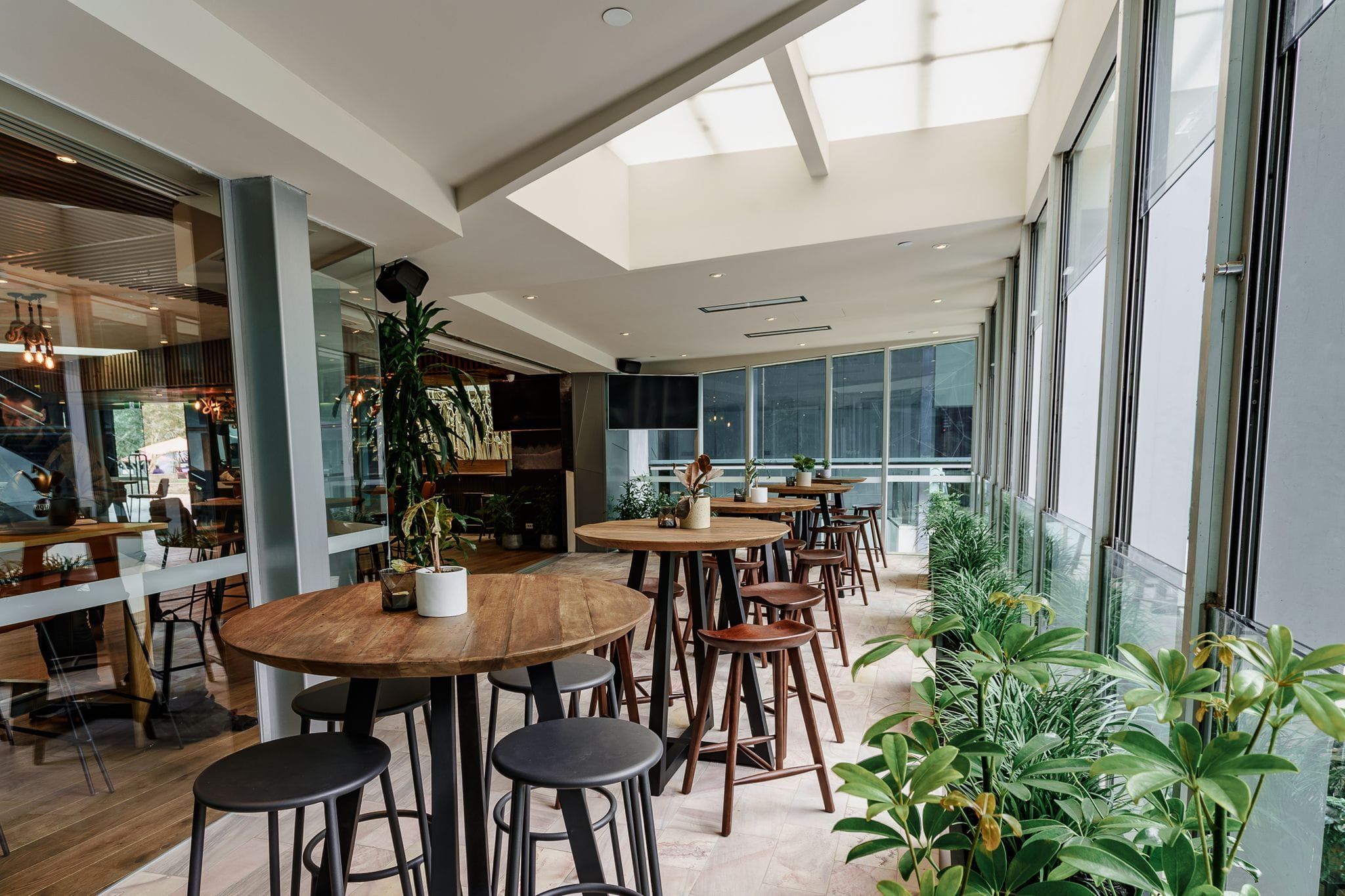 The Hop Bar and Garden 6