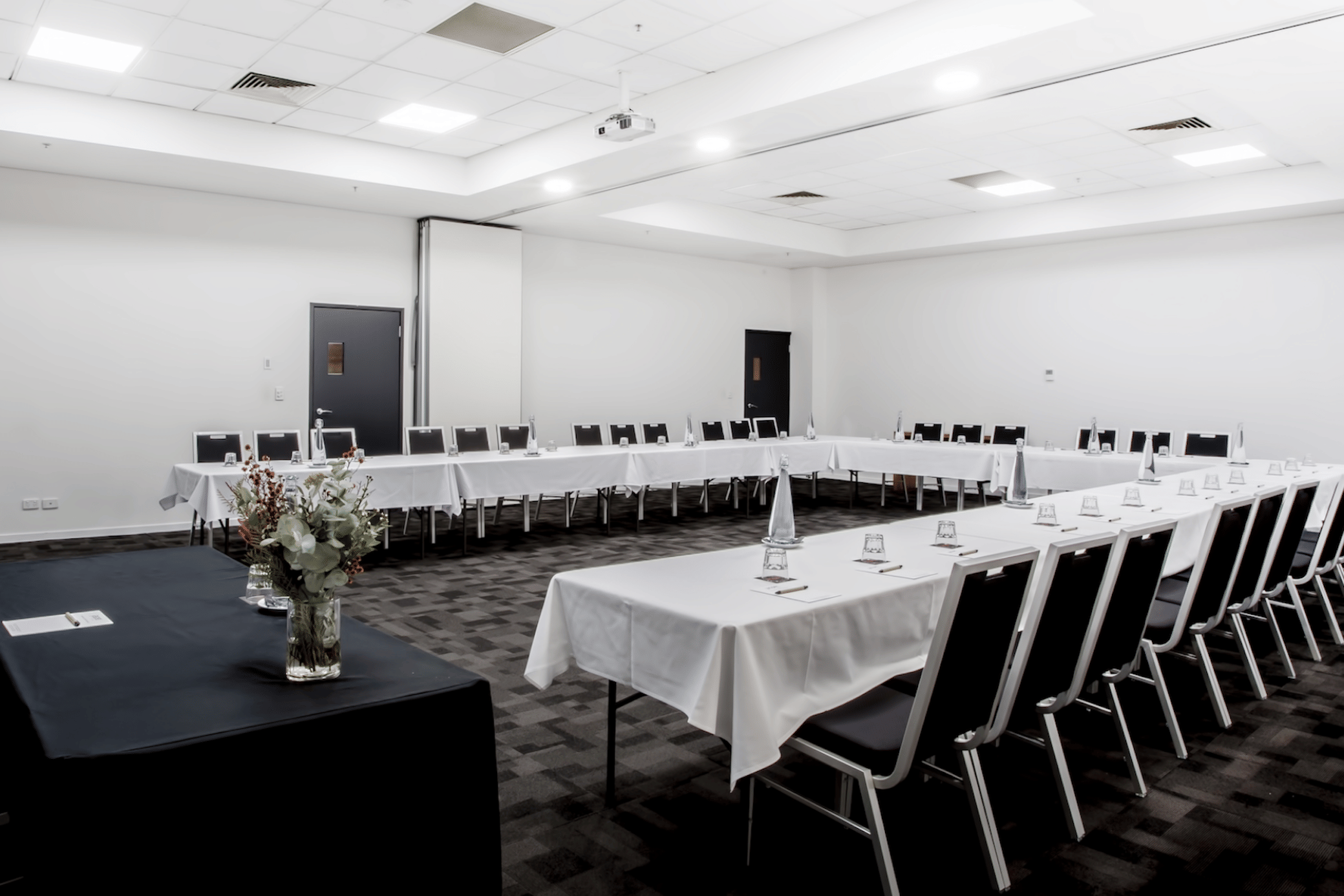 Conference Room 3 + 4 0