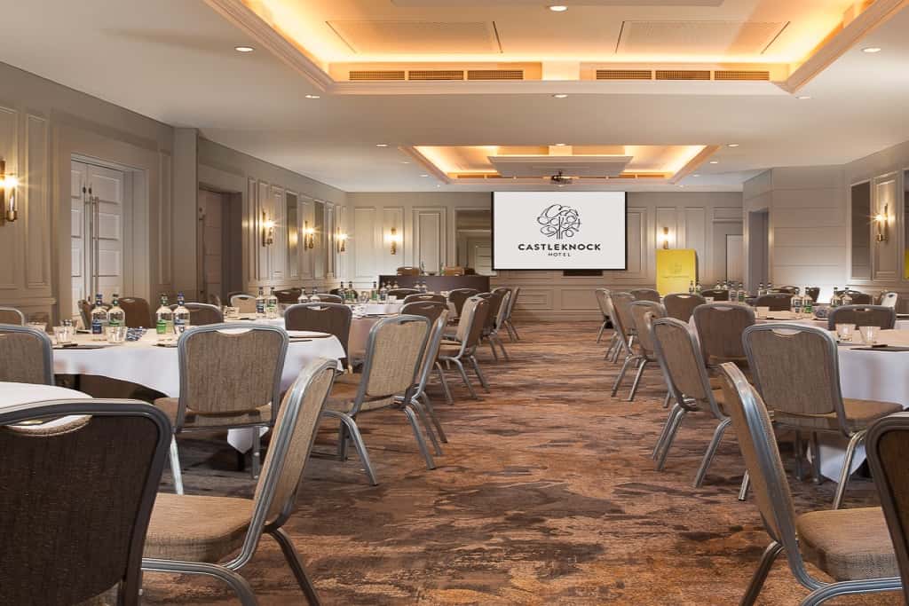 Walnut & Hawthorn 2 Suite 3D tour