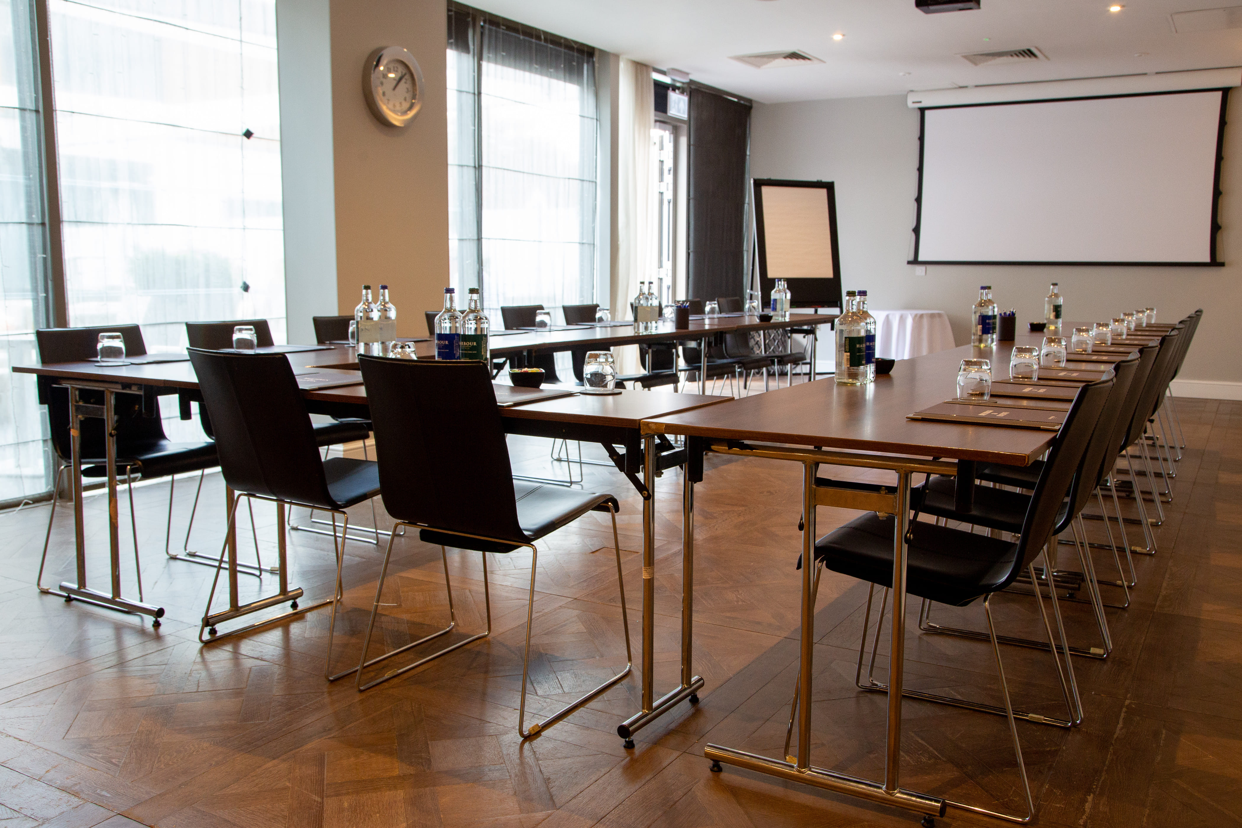 The Harbour Suite 1  2