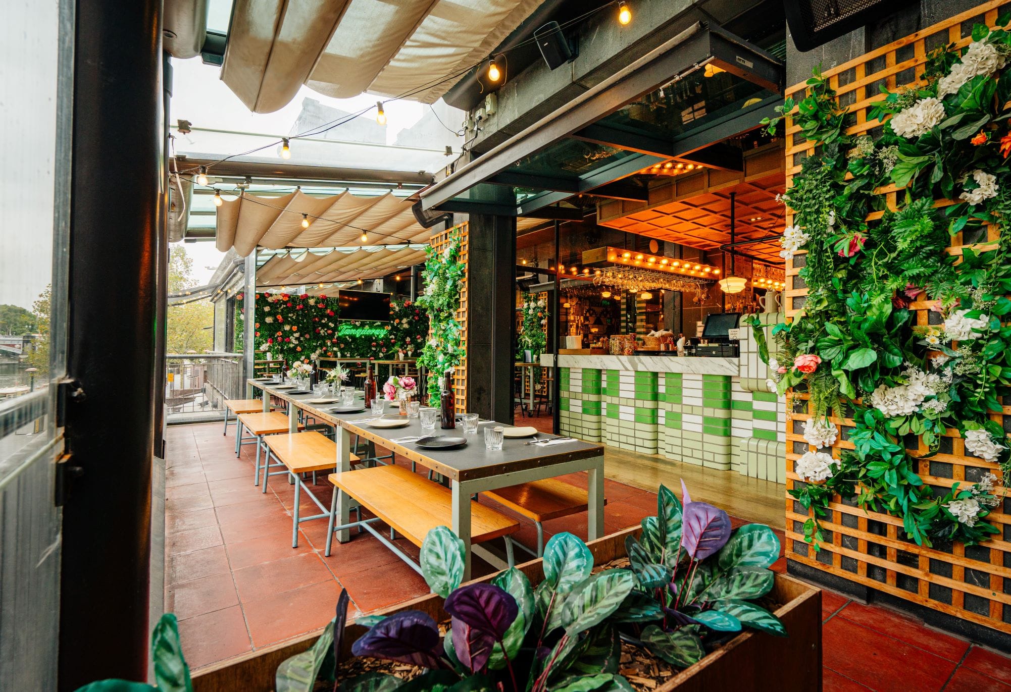 Lounge, Garden & River Terrace 4