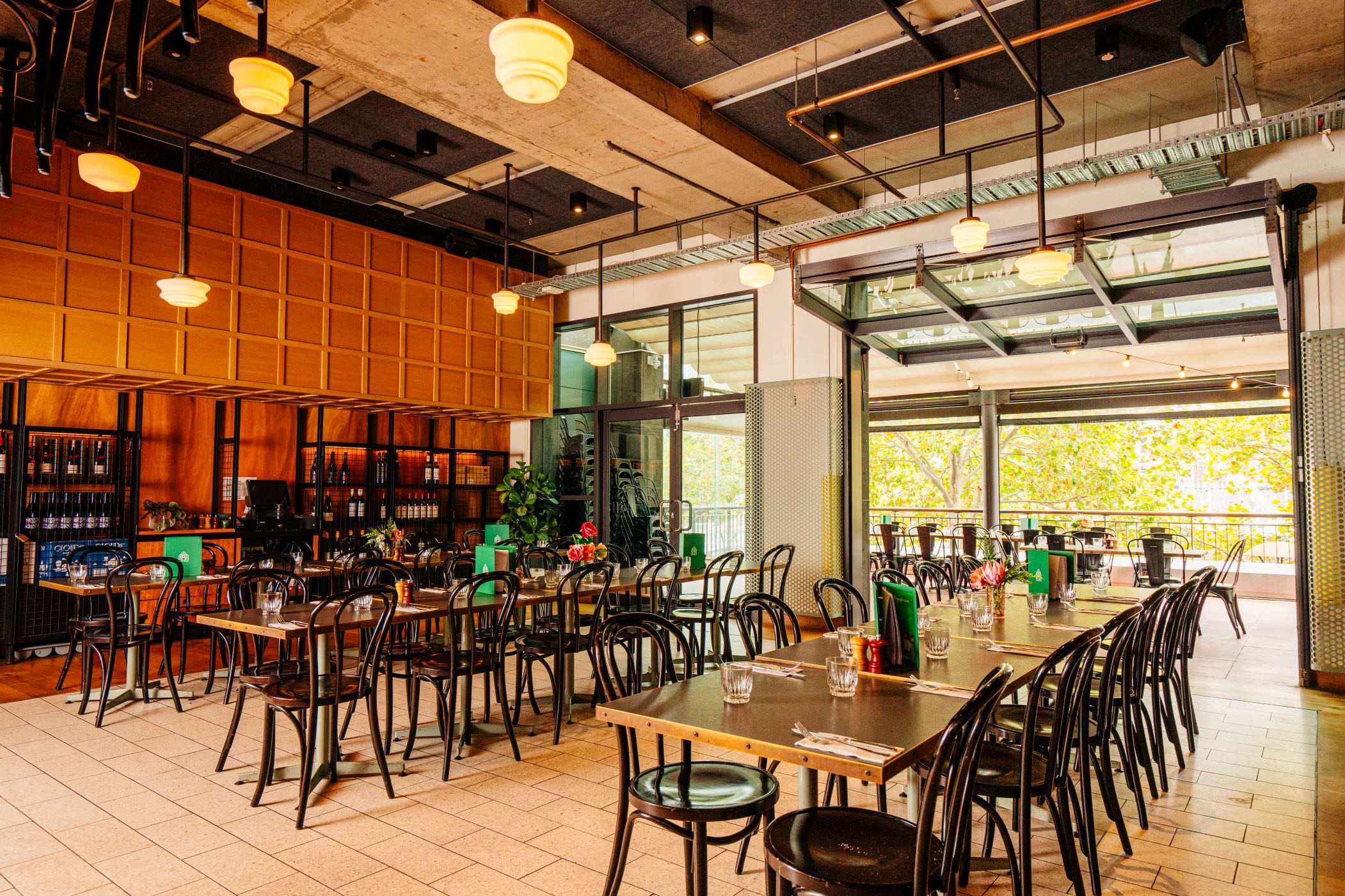 Dining Room & Dining Terrace 6