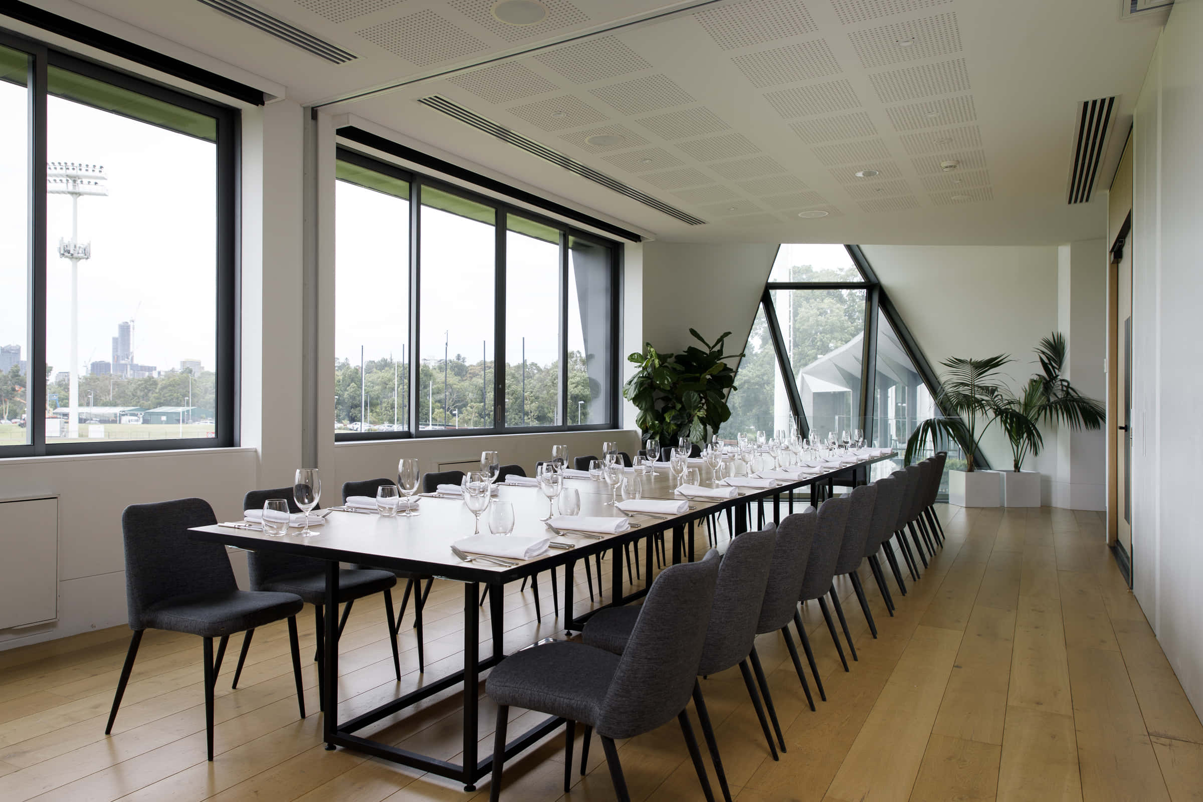 Boardroom - Room 1 3D tour