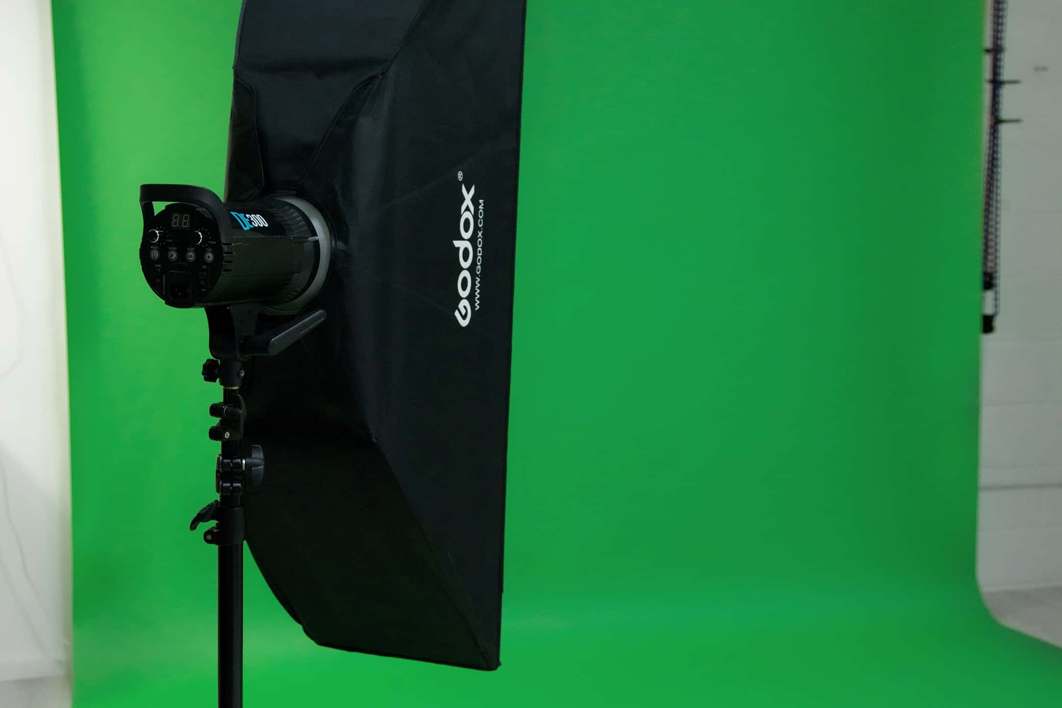 Mons Studio - Photography & Video Studio 5