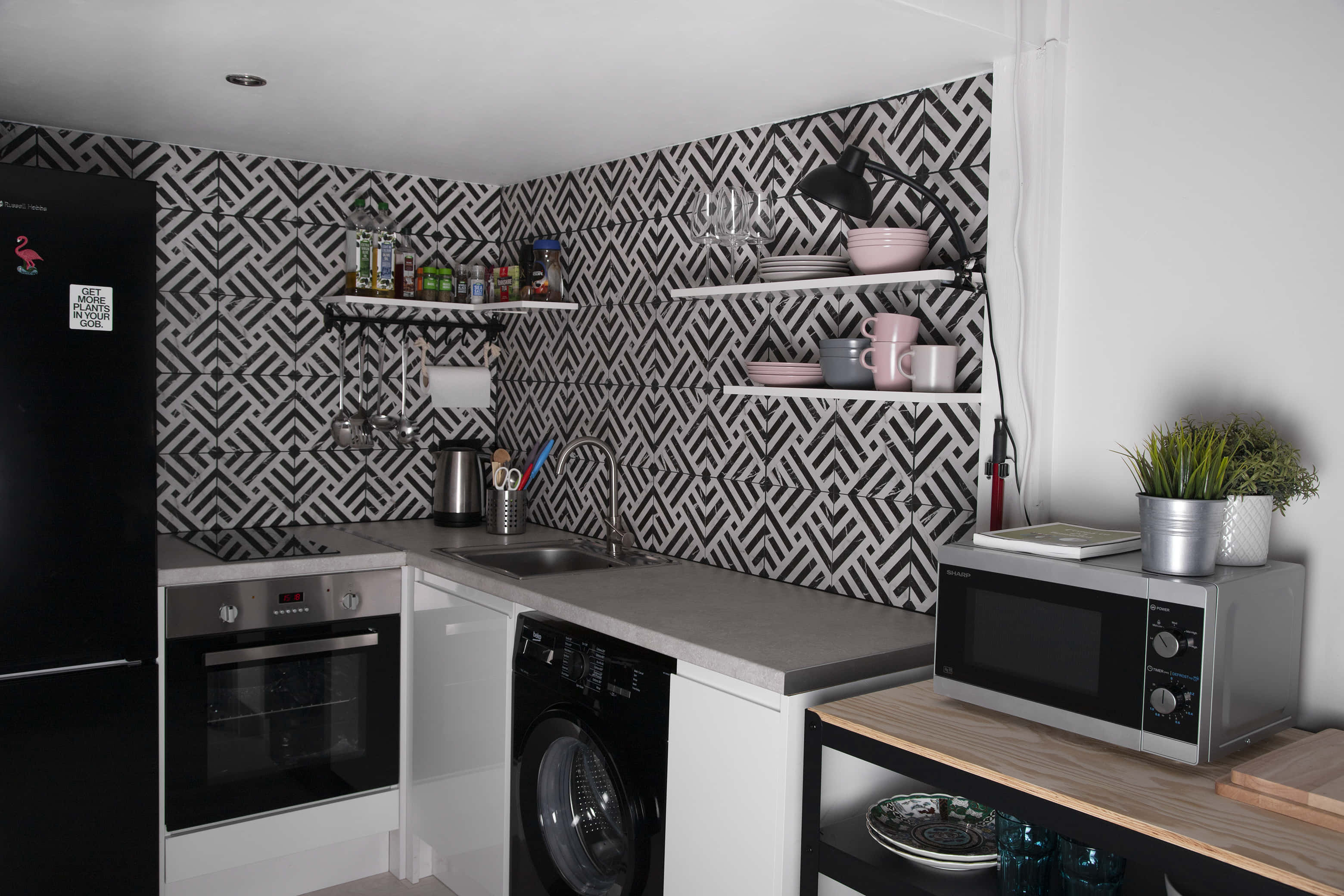 Mons Studio - Photography & Video Studio 10