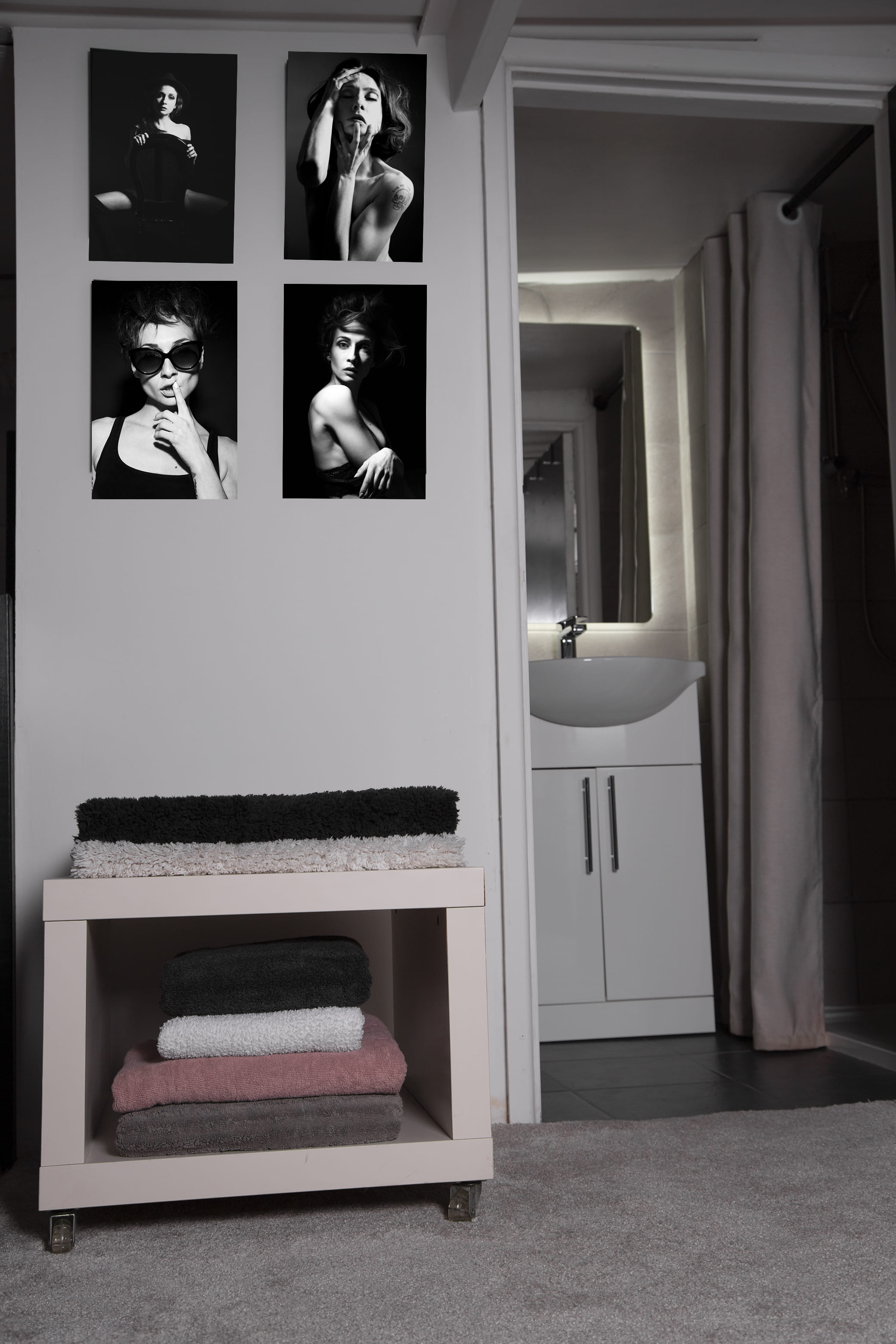 Mons Studio - Photography & Video Studio 11