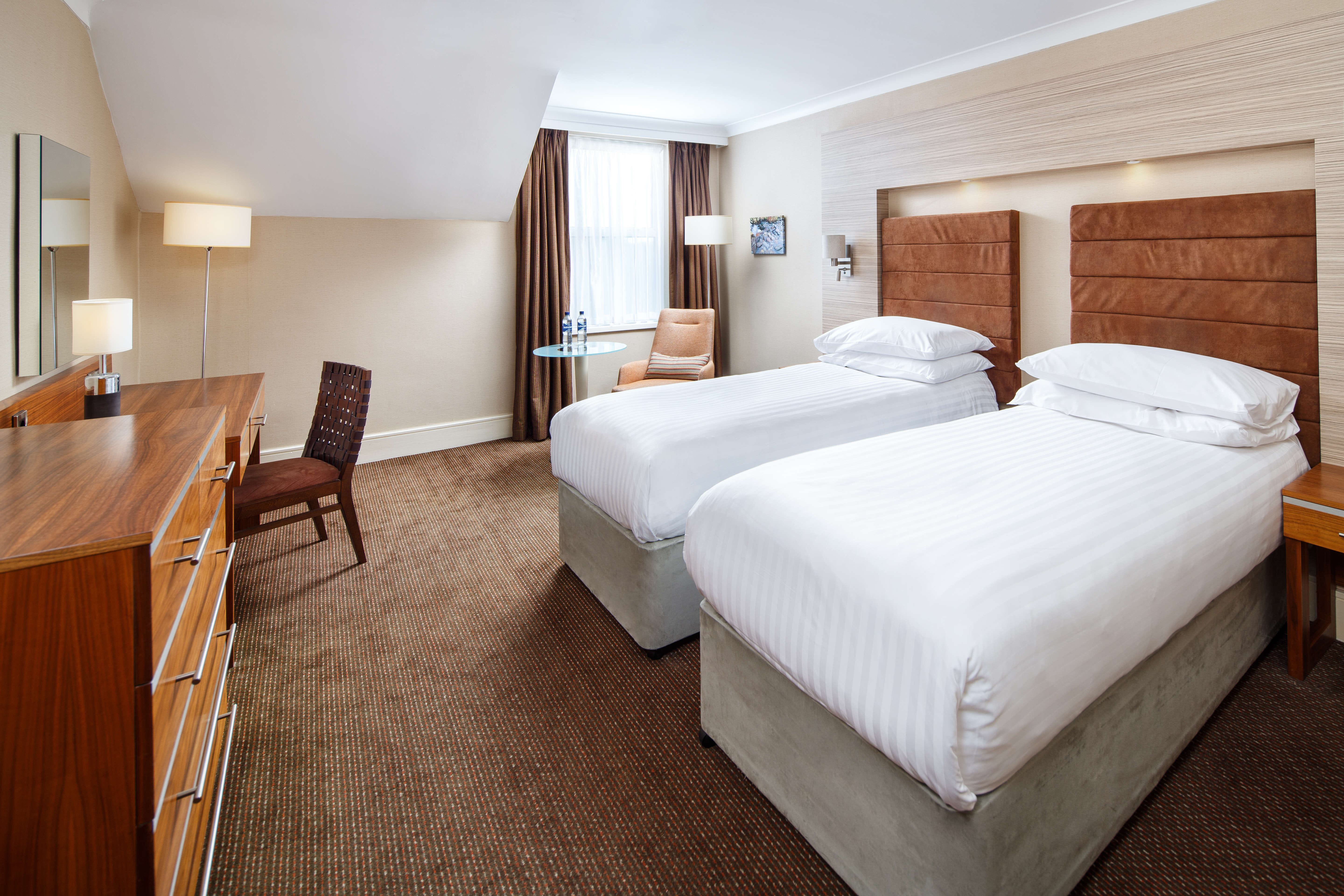 Merlin Suite 1