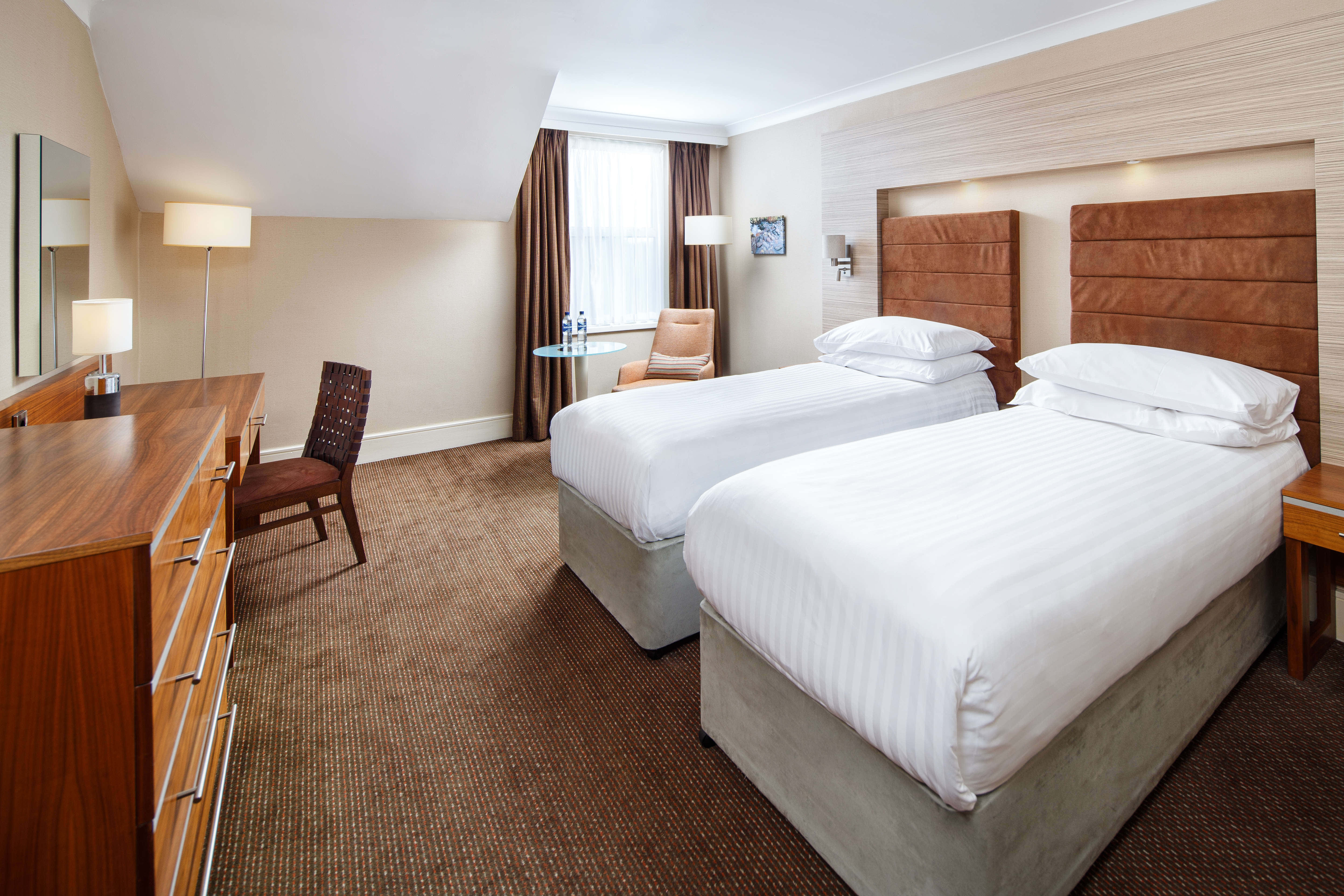 Merlin Suite 1