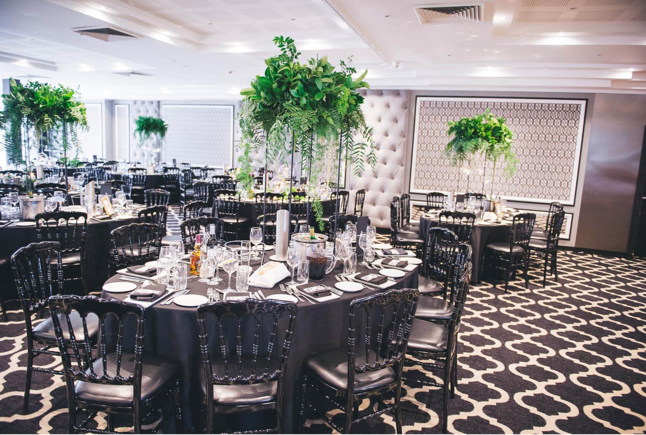 Monte Cristo Lounge 2