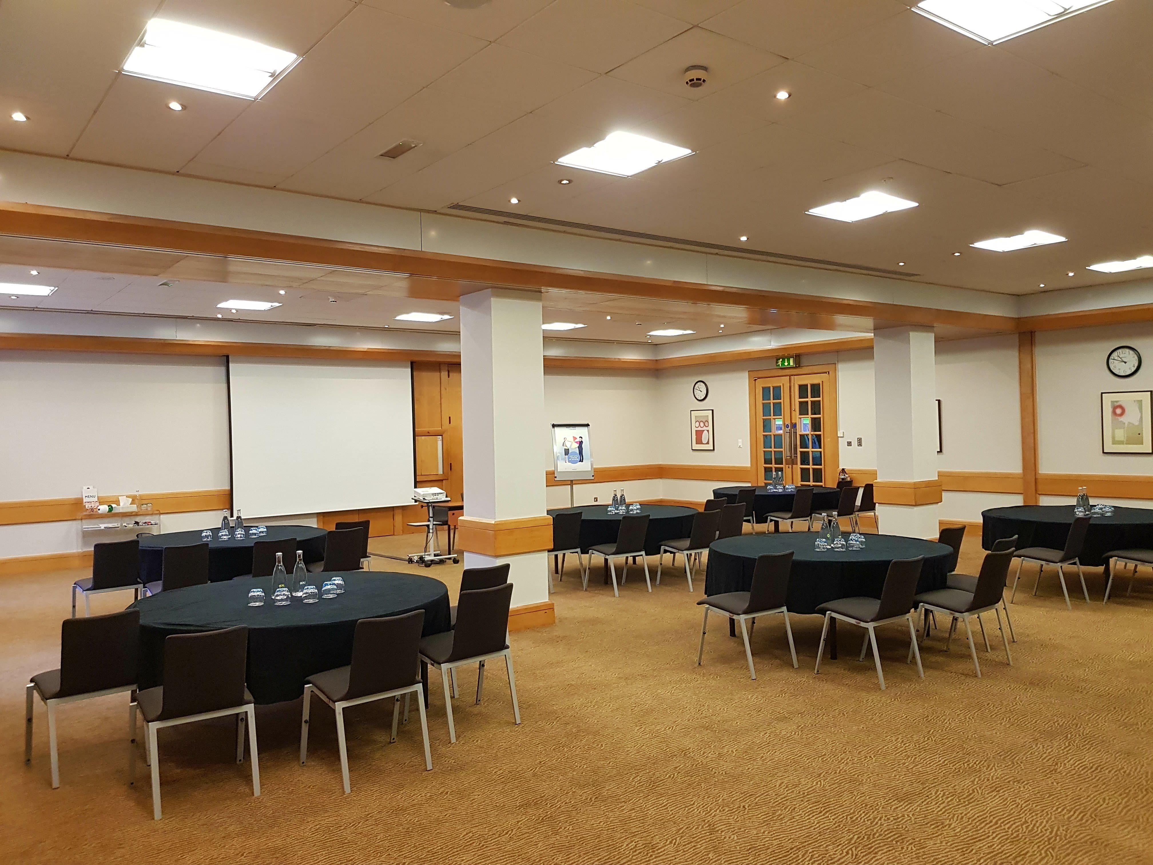 Victoria 1&2 Suite  2