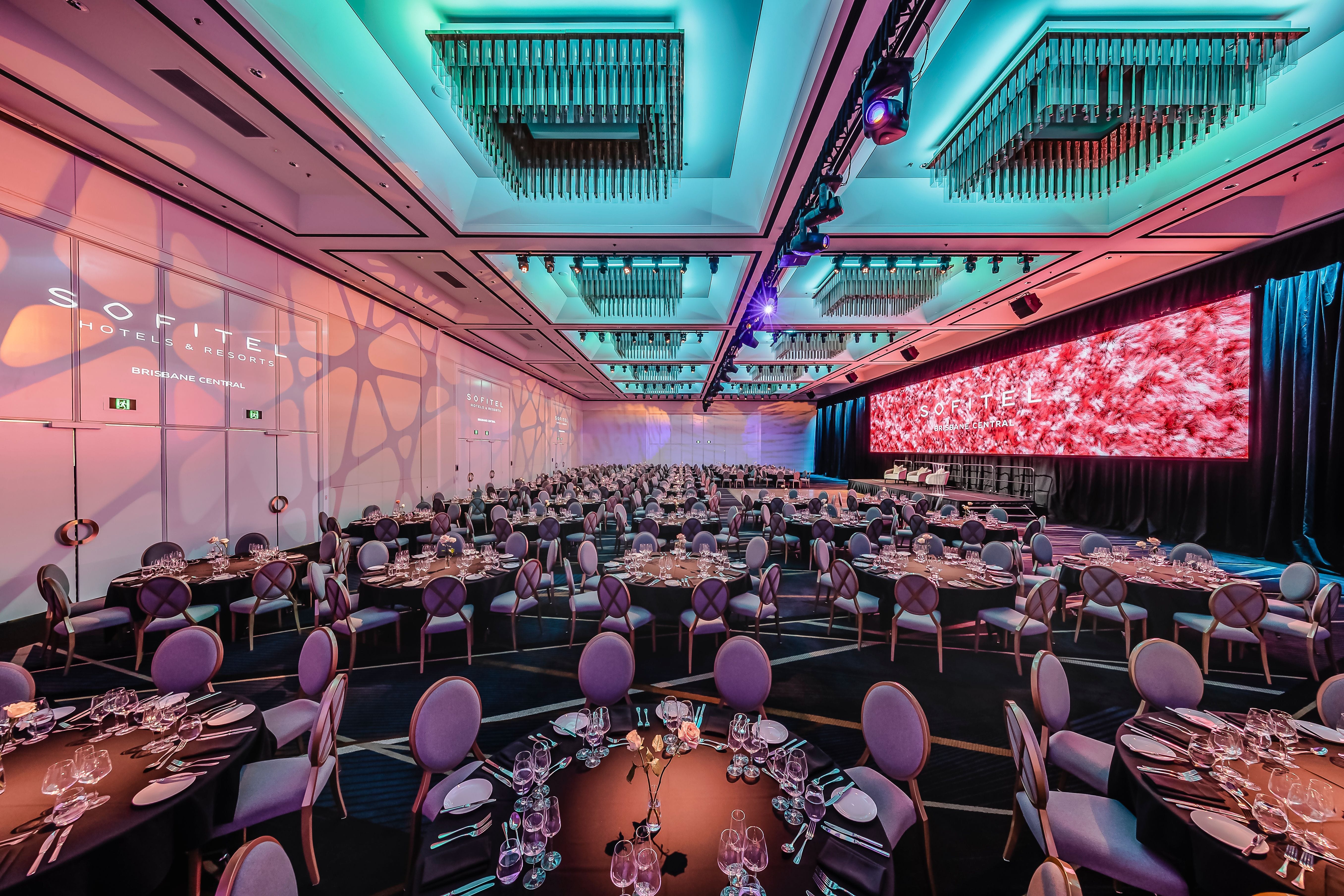 Ballroom Le Grand 11