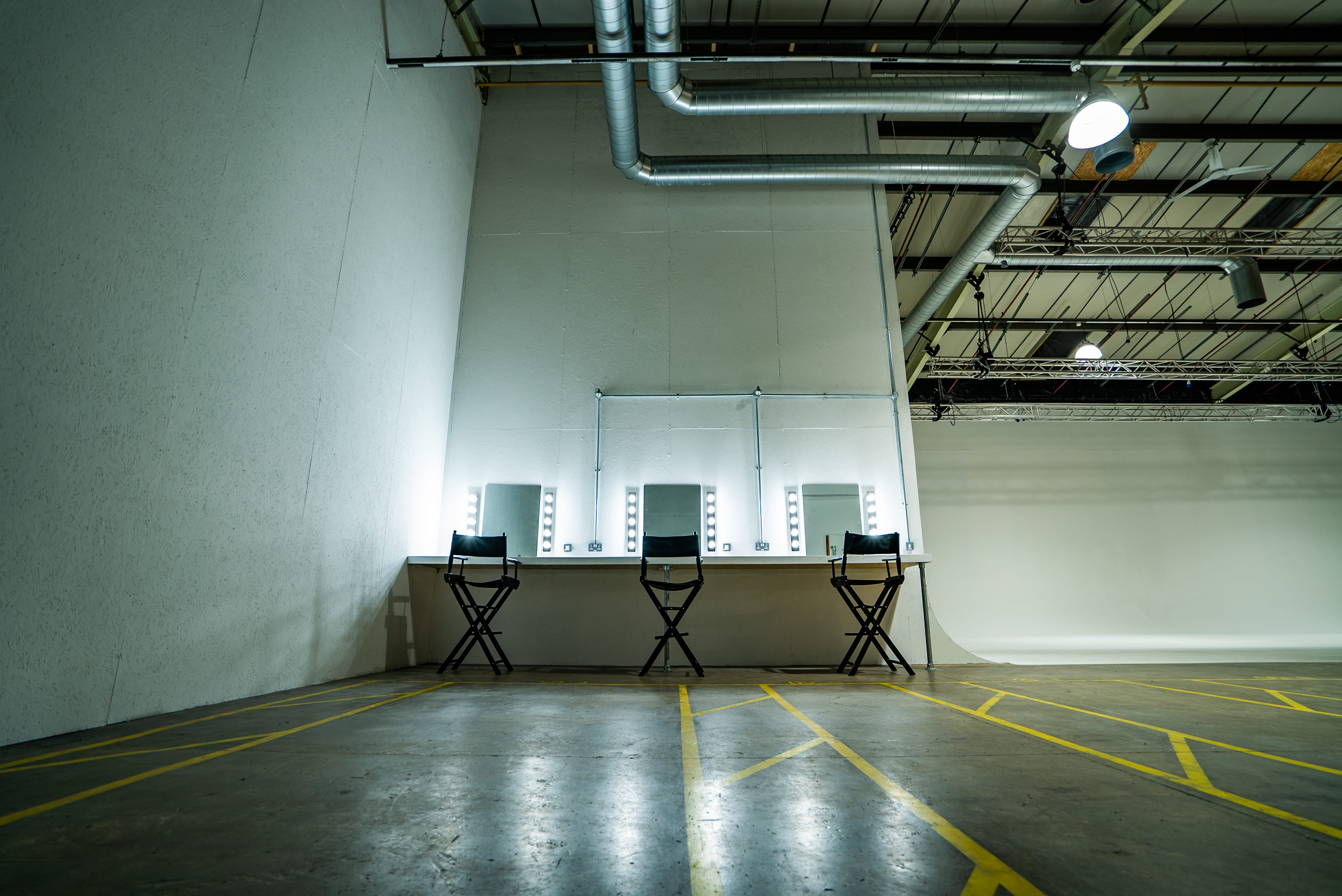 Studio 1 - Un.titled Studio  8