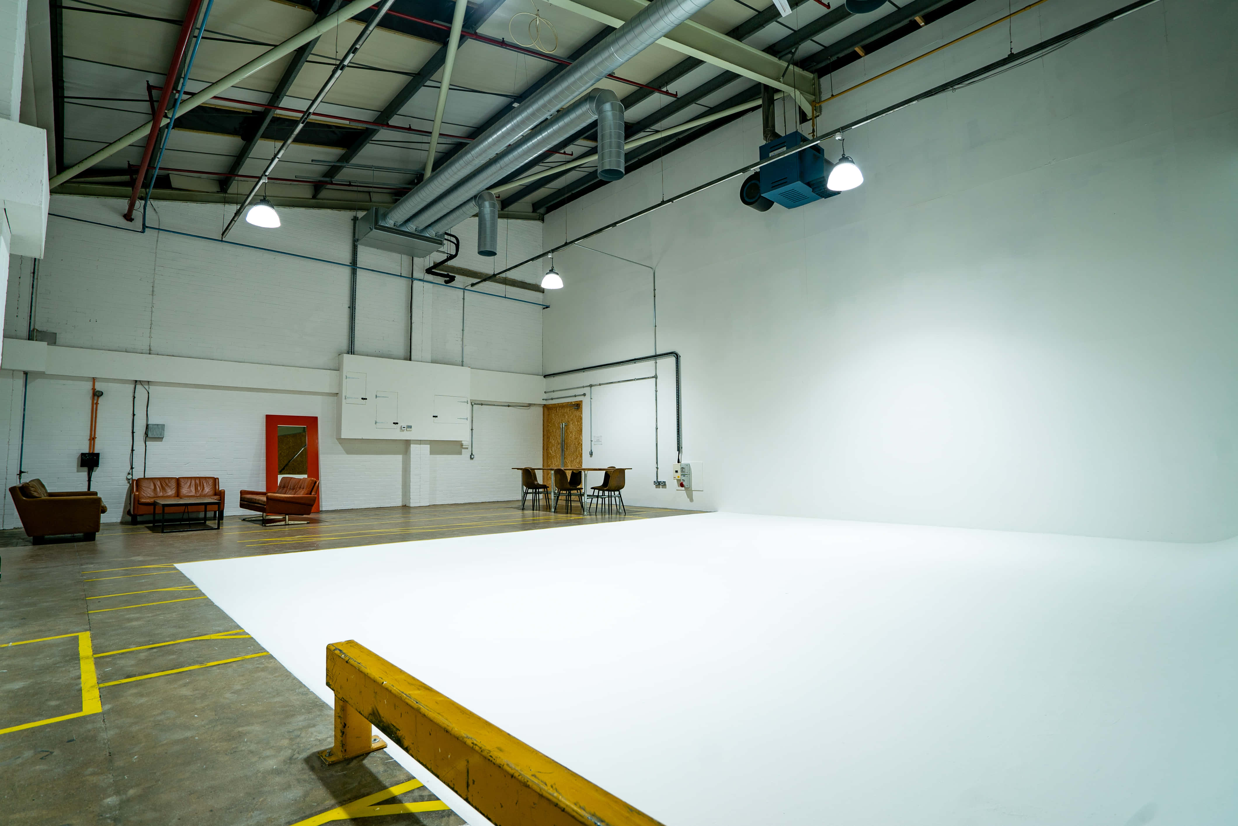 Studio 2 - Un.titled Studio 4