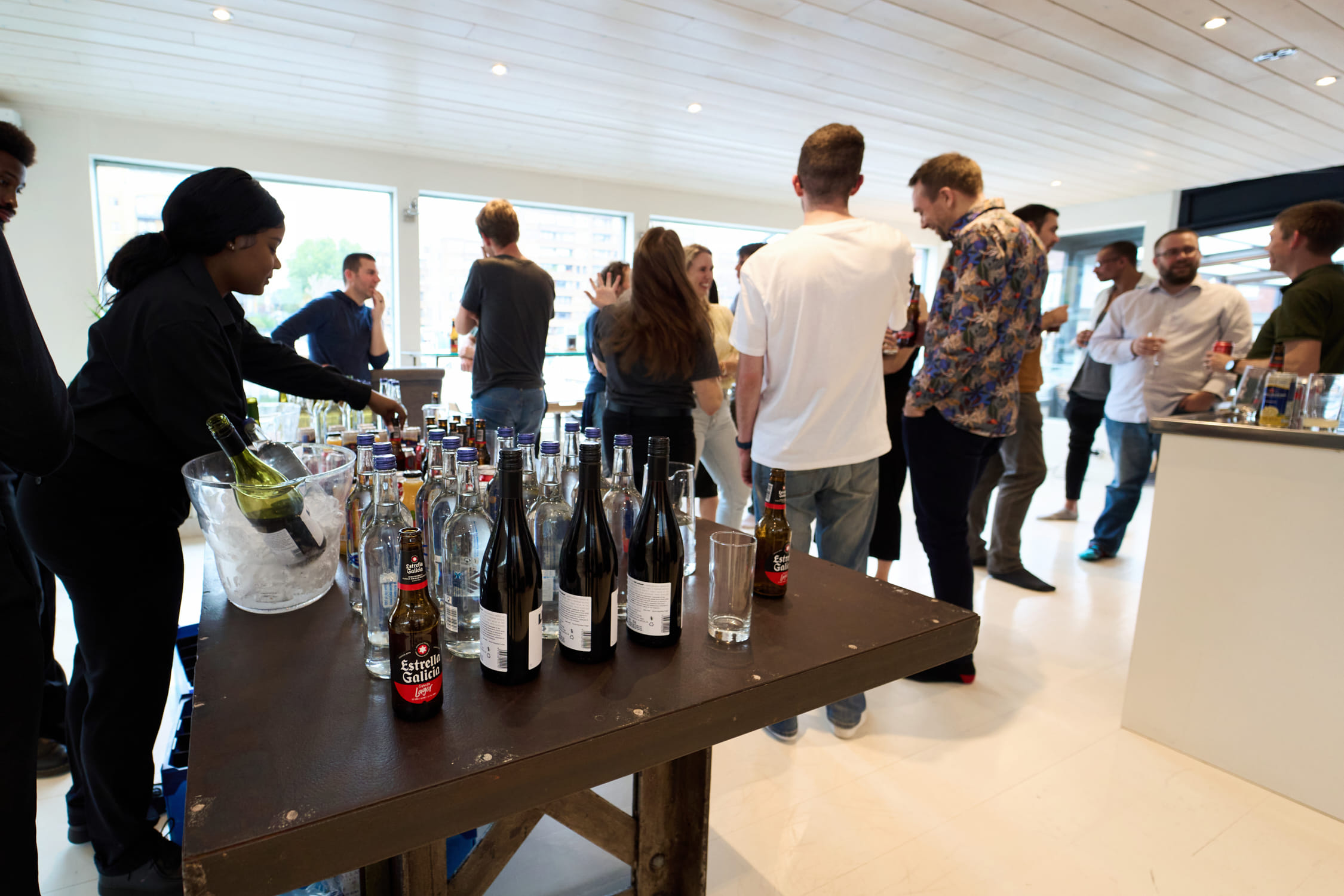 Stunning boathouse in St Katharine Docks 9