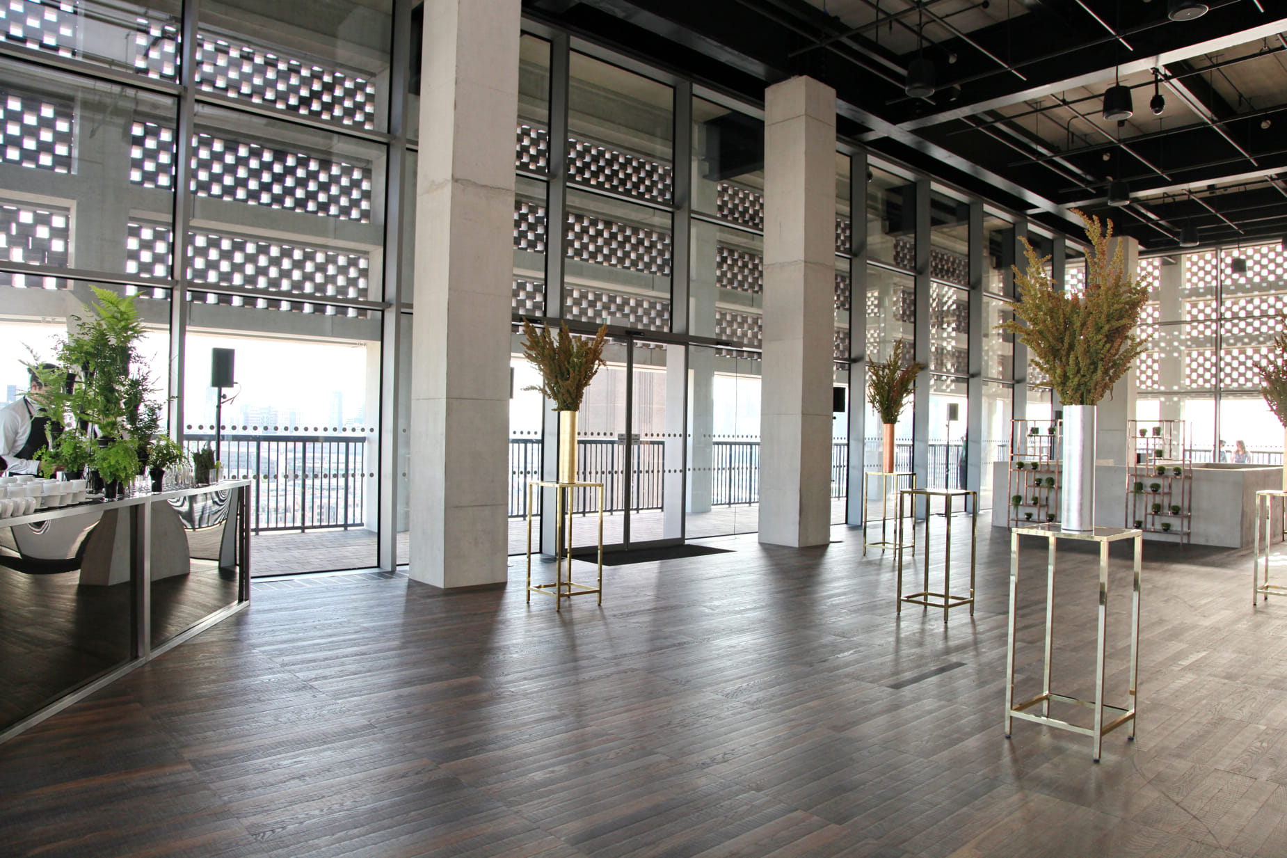 Level 10 Viewing Terrace 2