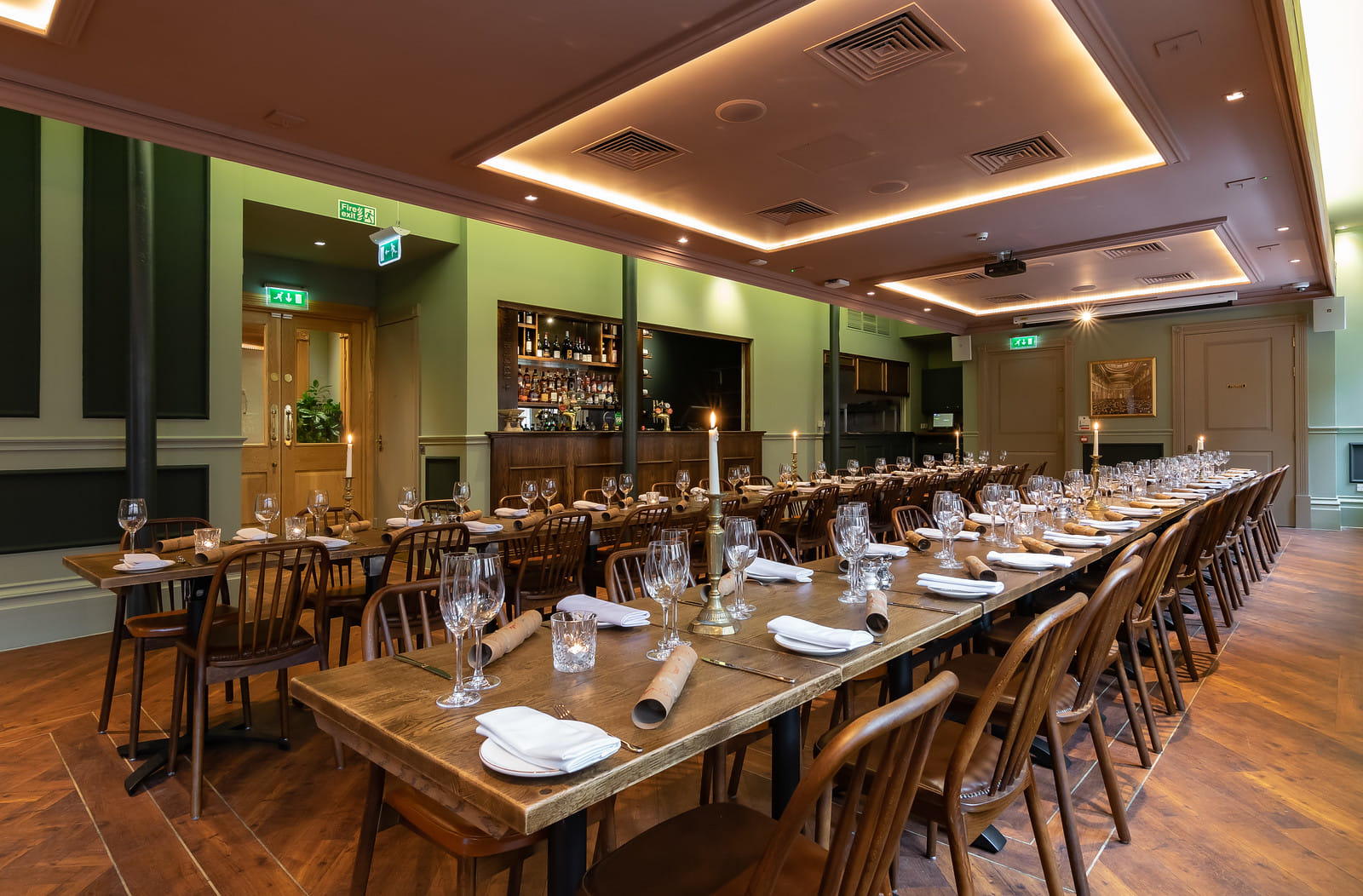 The Memorial Hall  0