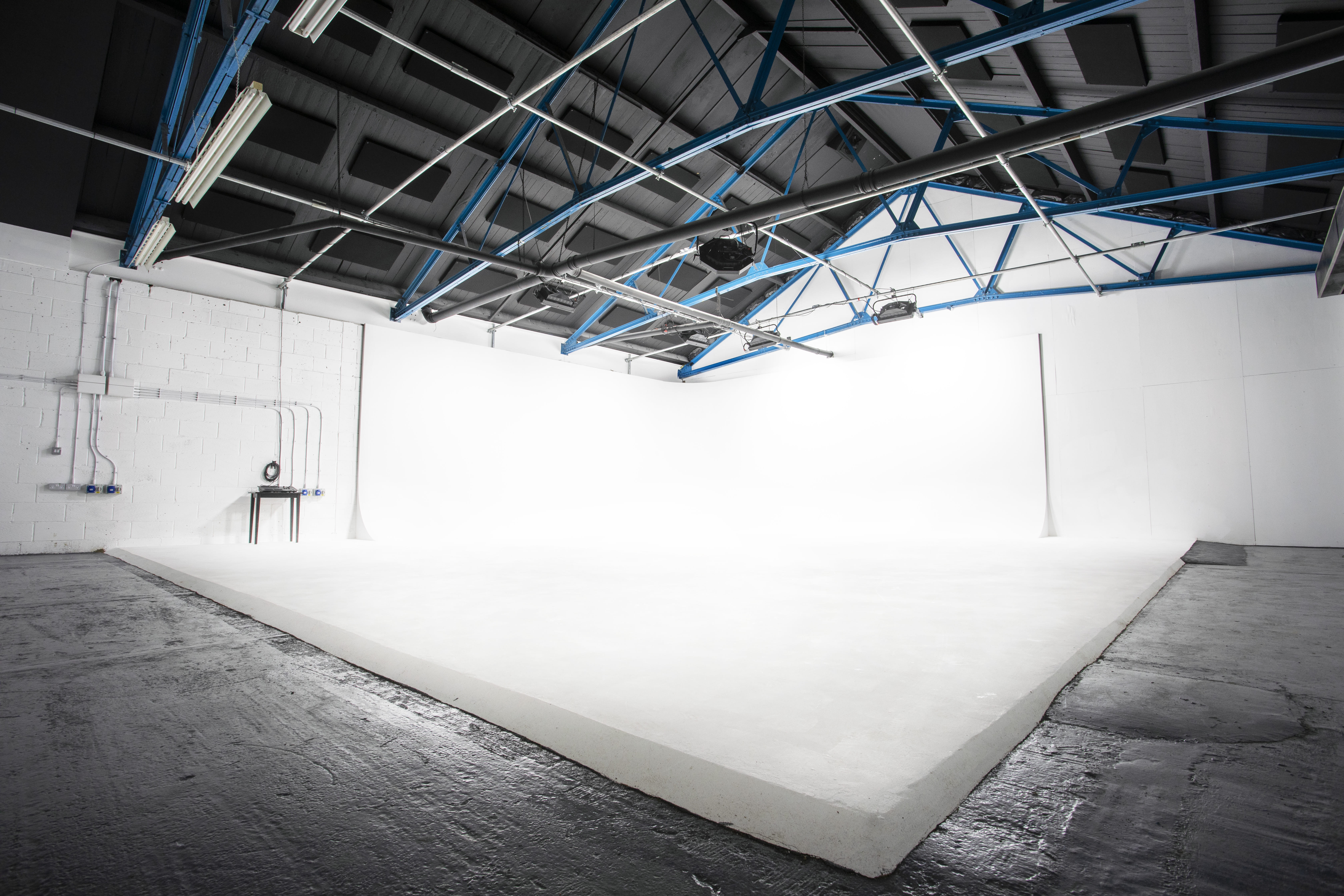 Klatch Studio - Studio 1: Infinity Cove