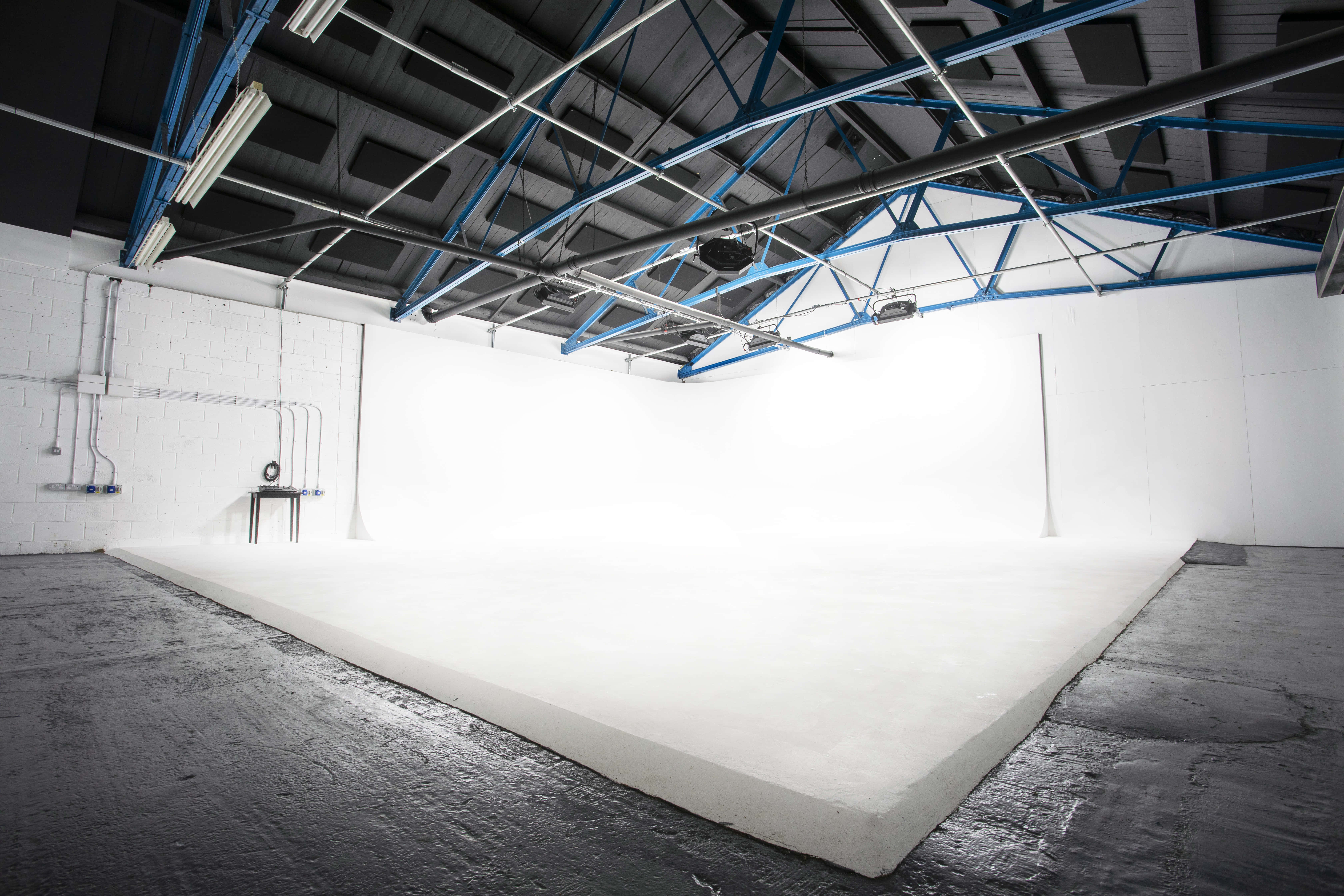 Klatch Studio - Studio 1: Infinity Cove 0