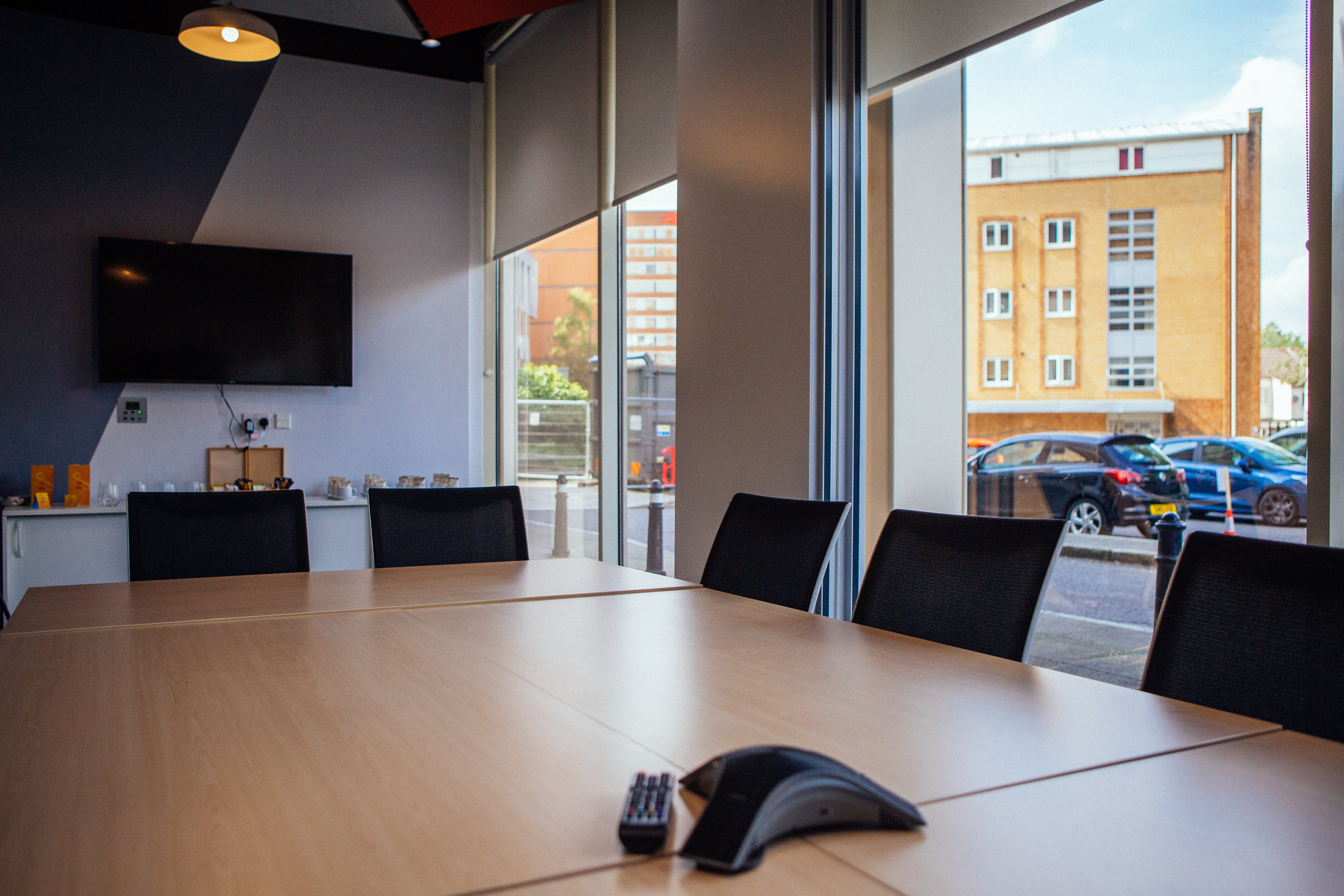 Gom-Ex Meeting Room 1