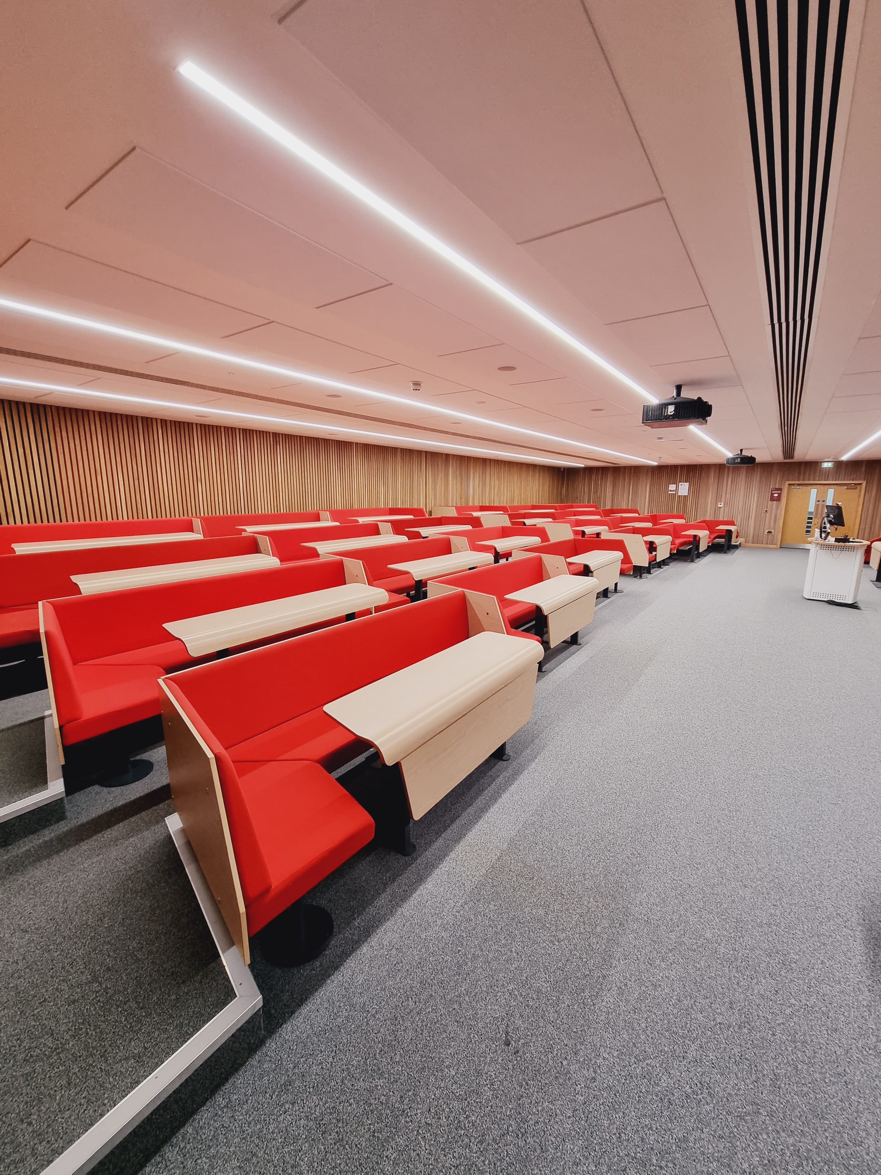 Sturge 002 Lecture Theatre 