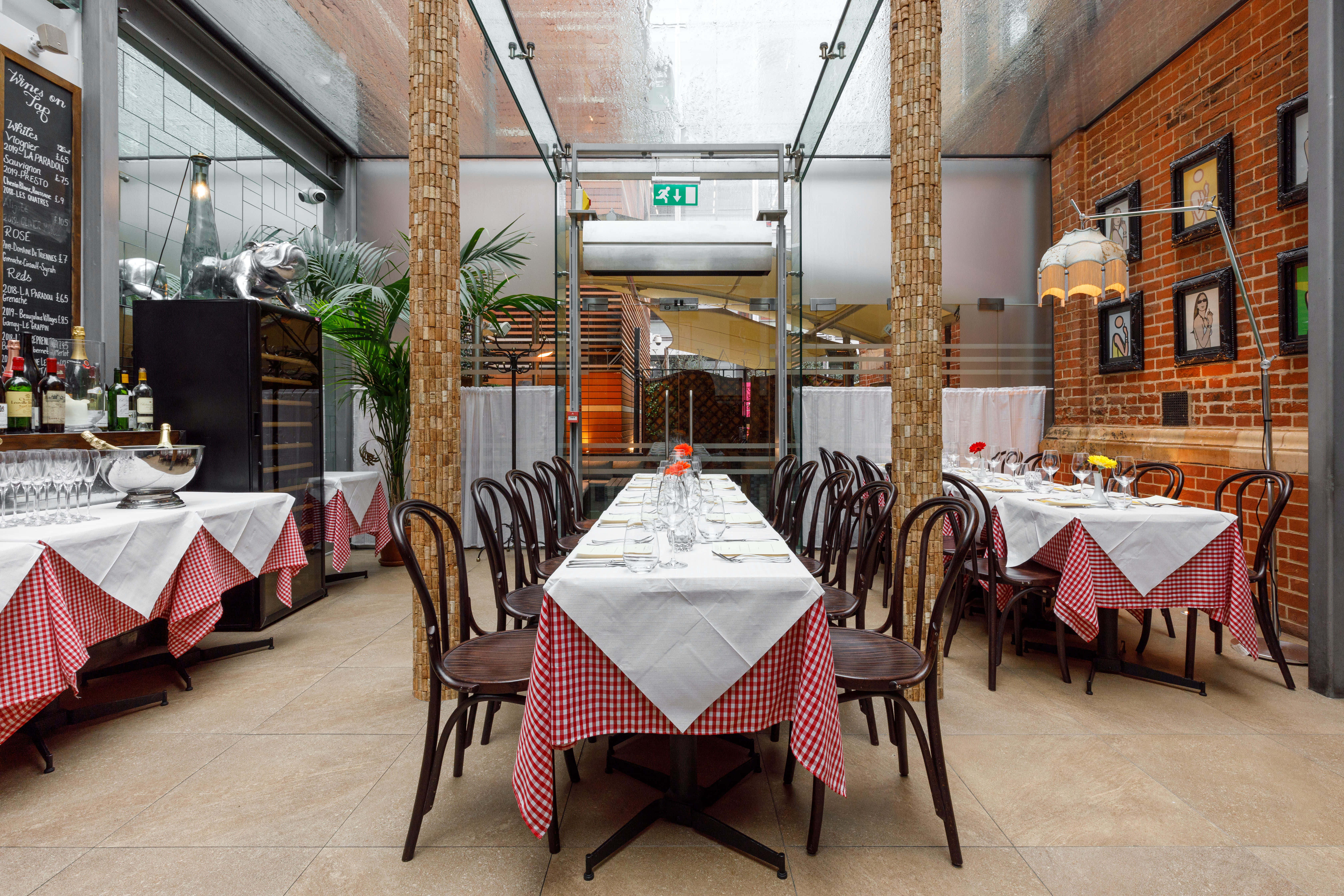 Conservatory & Garden 0