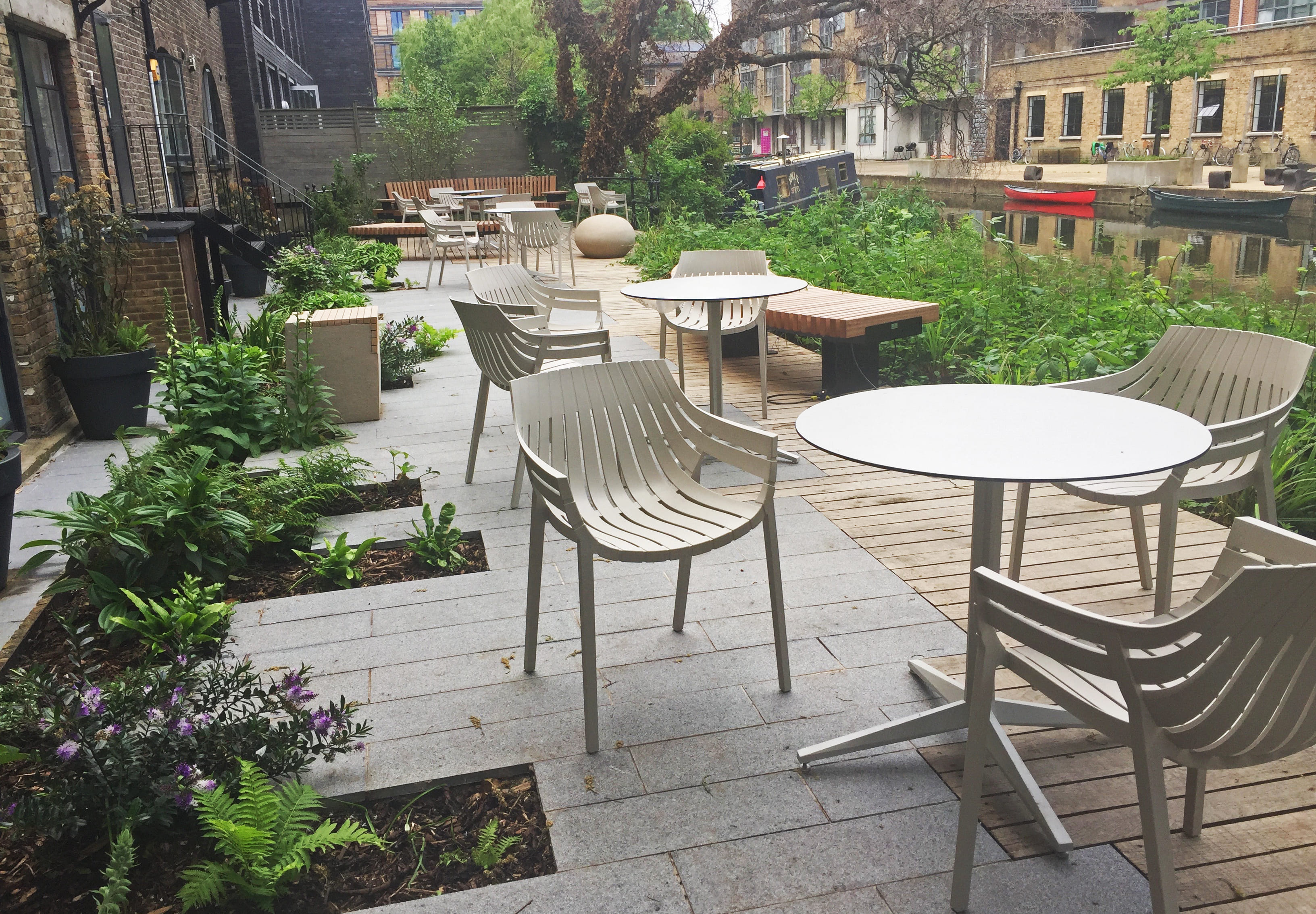 Creative meeting space in central London 9