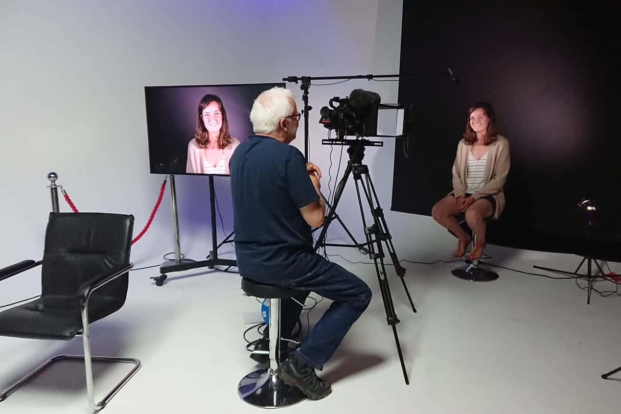 Studio One | White Infinity Cove 6