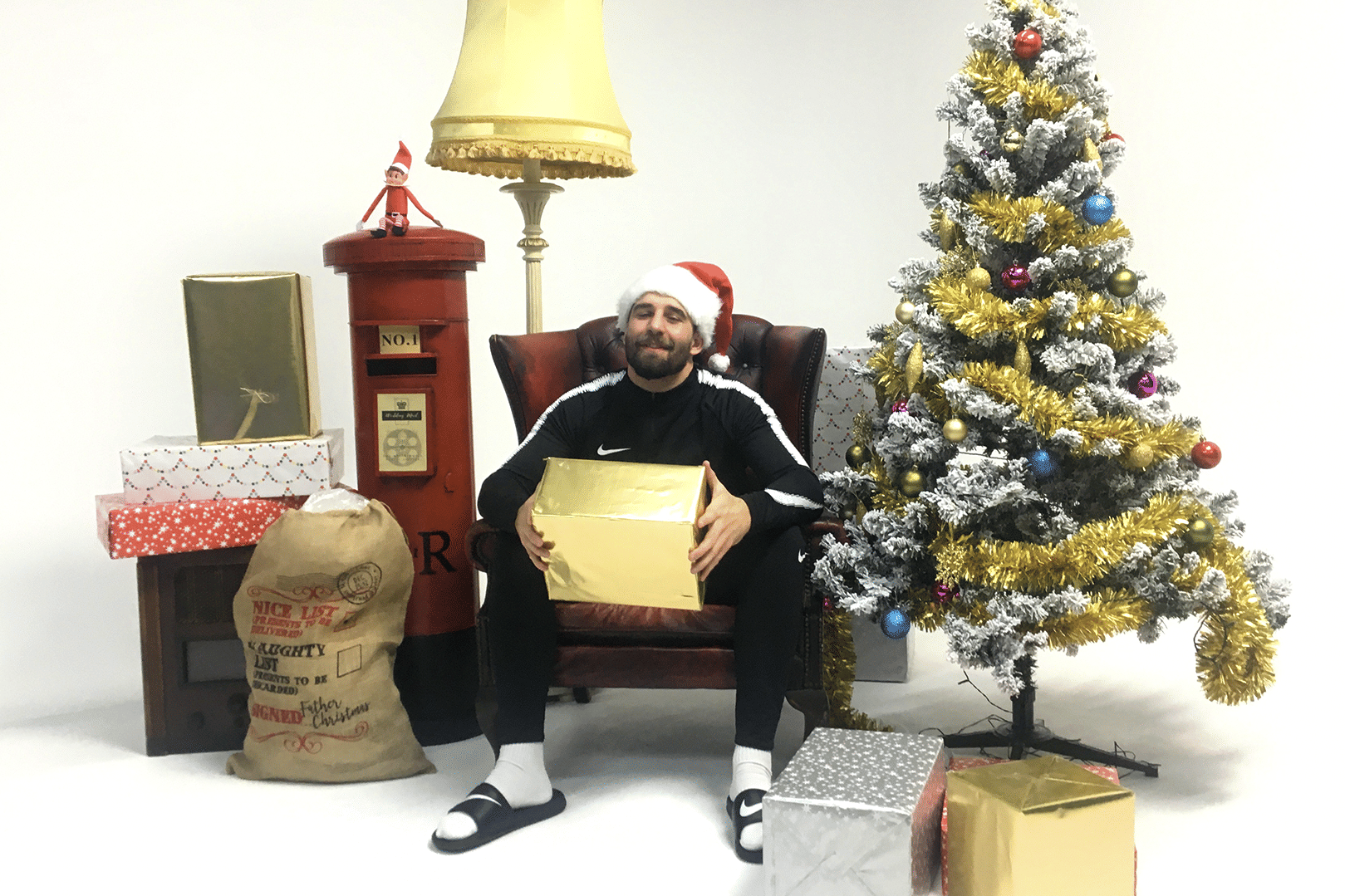 Studio One | White Infinity Cove 4