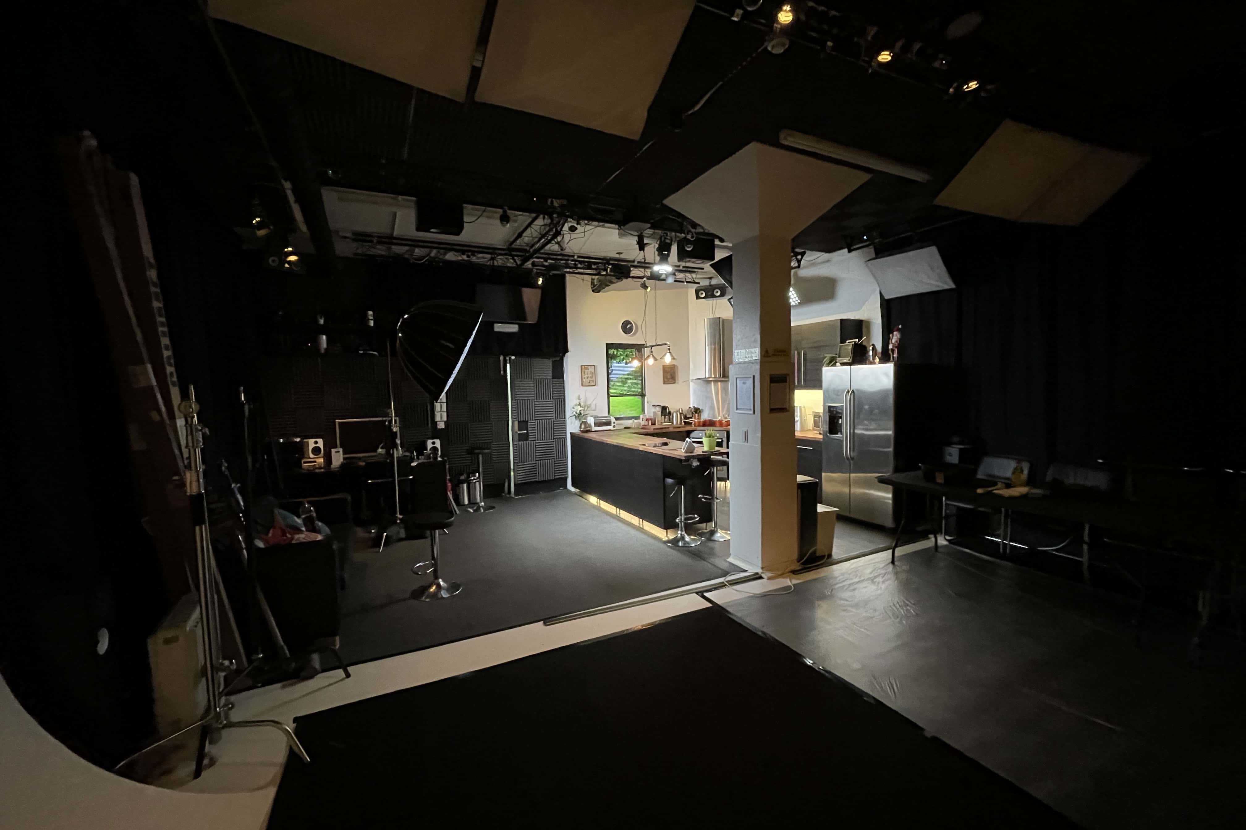 Studio One | Kitchen Set 3