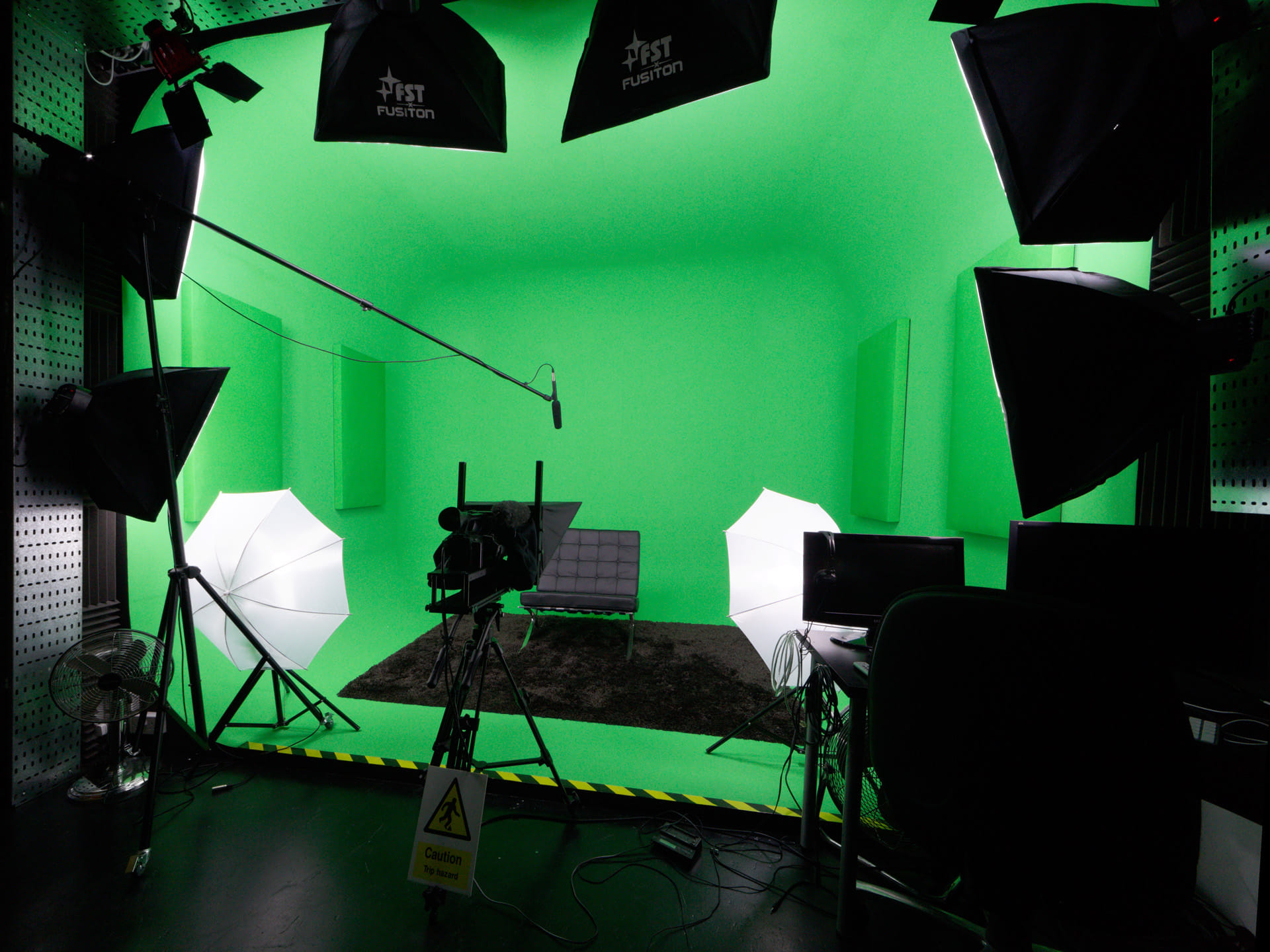 Studio Two  |  Green Screen Infinity Cove