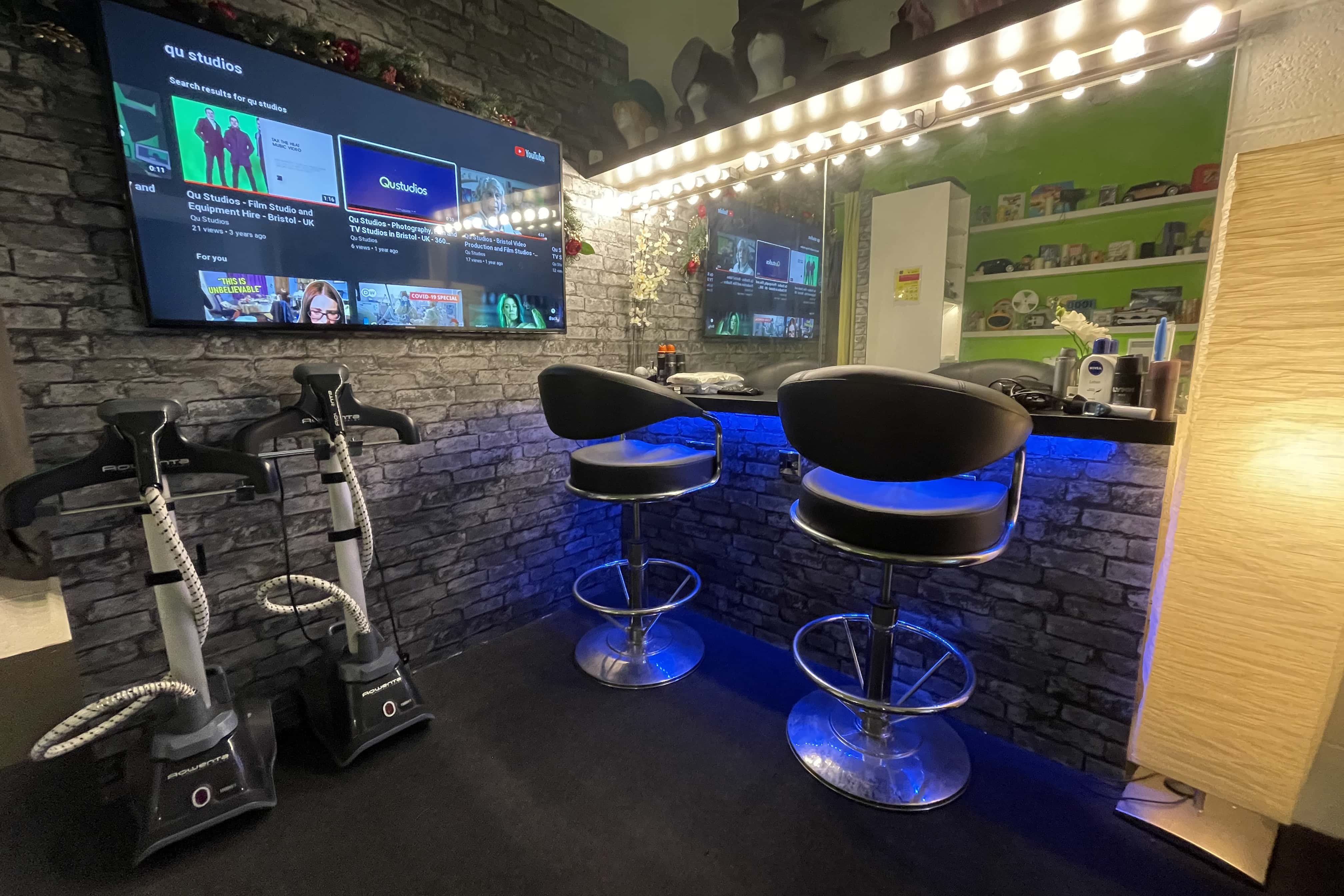 Studio Two | Green Screen Infinity Cove 12