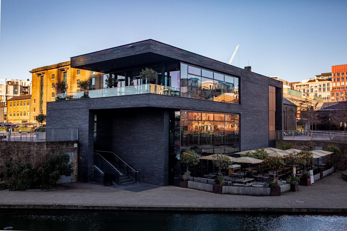 Canalside Bar & Terrace 1