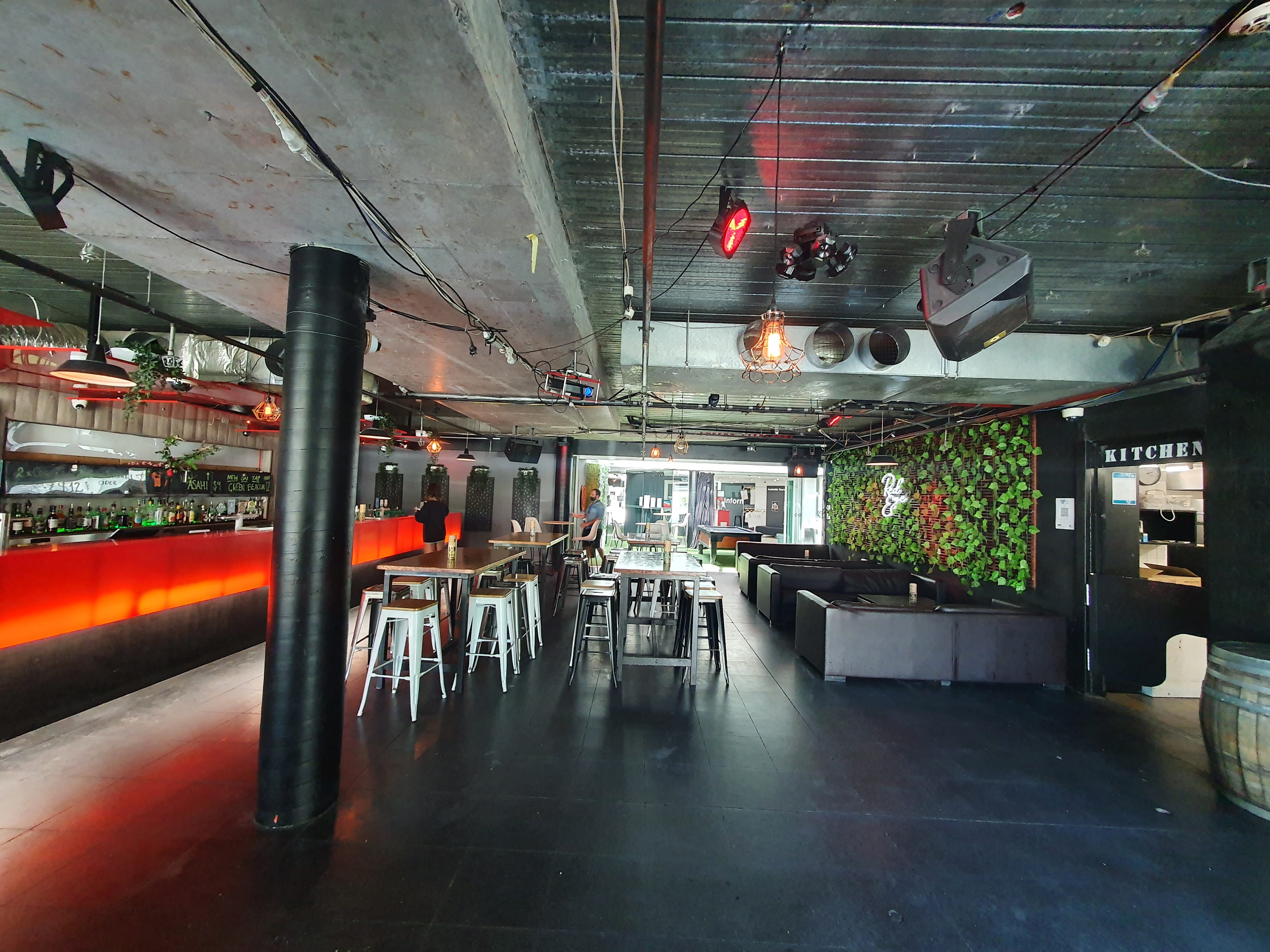 Red Eye - Main Bar 1