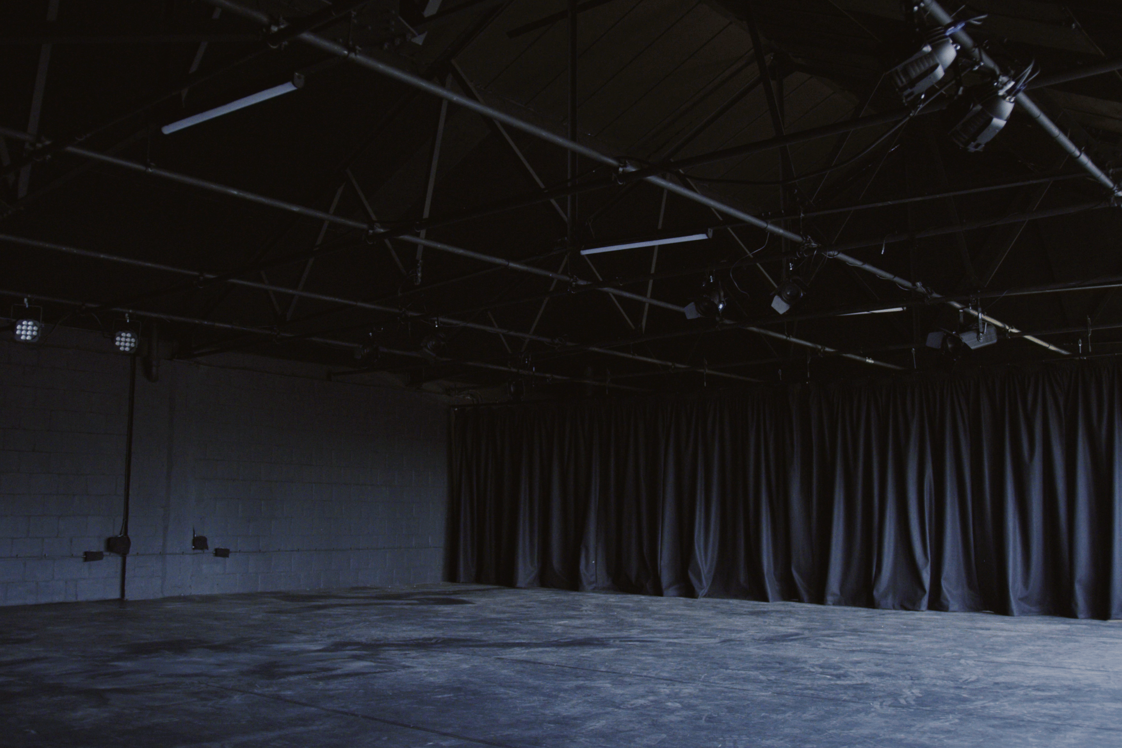 Klatch Studio - Studio 2: Black Box 4