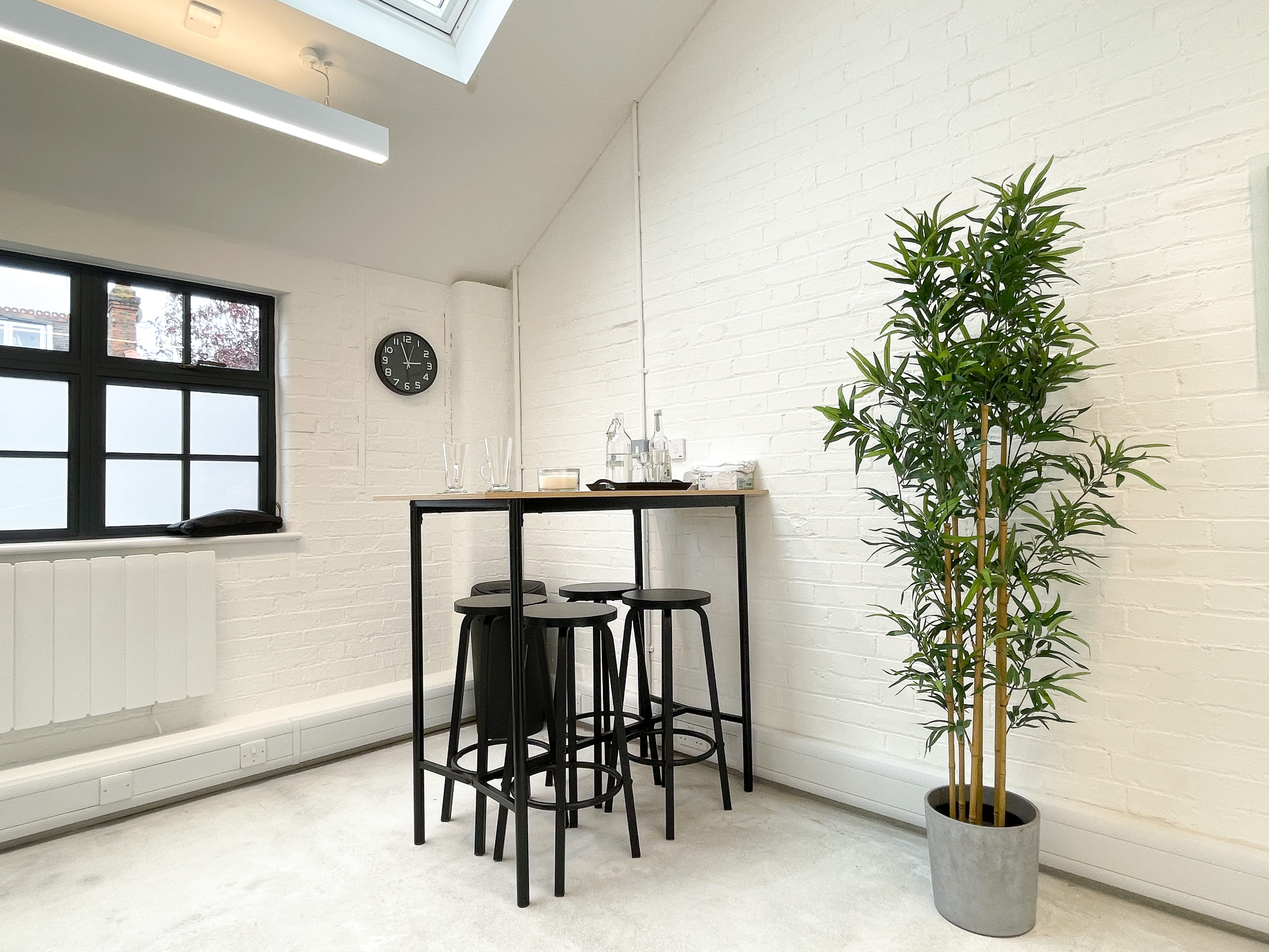 Everyangle Studio: Industrial Style Daylight Photo Studio in South West London 3