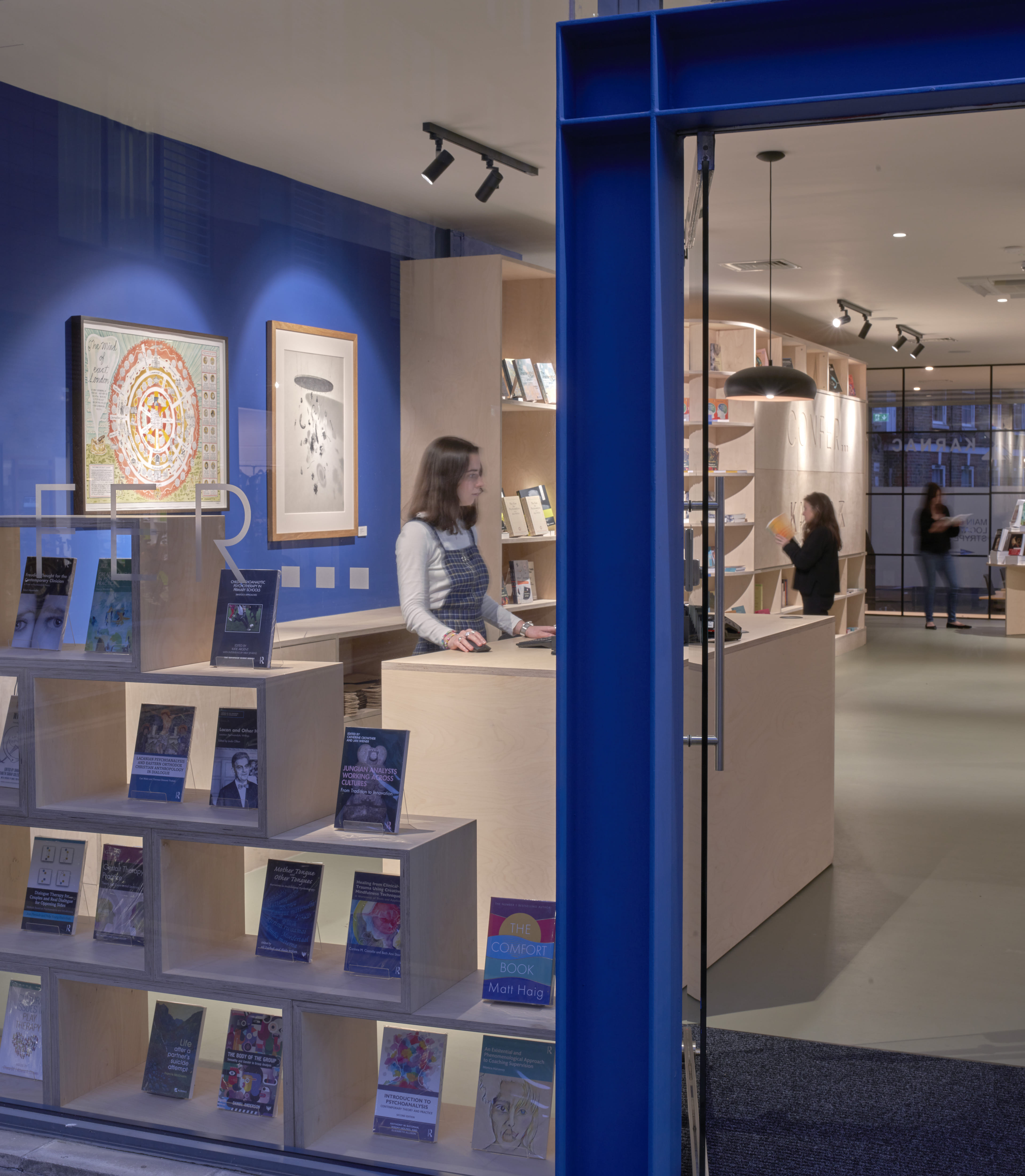 CONFER MEETING/CONFERENCE ROOM 5