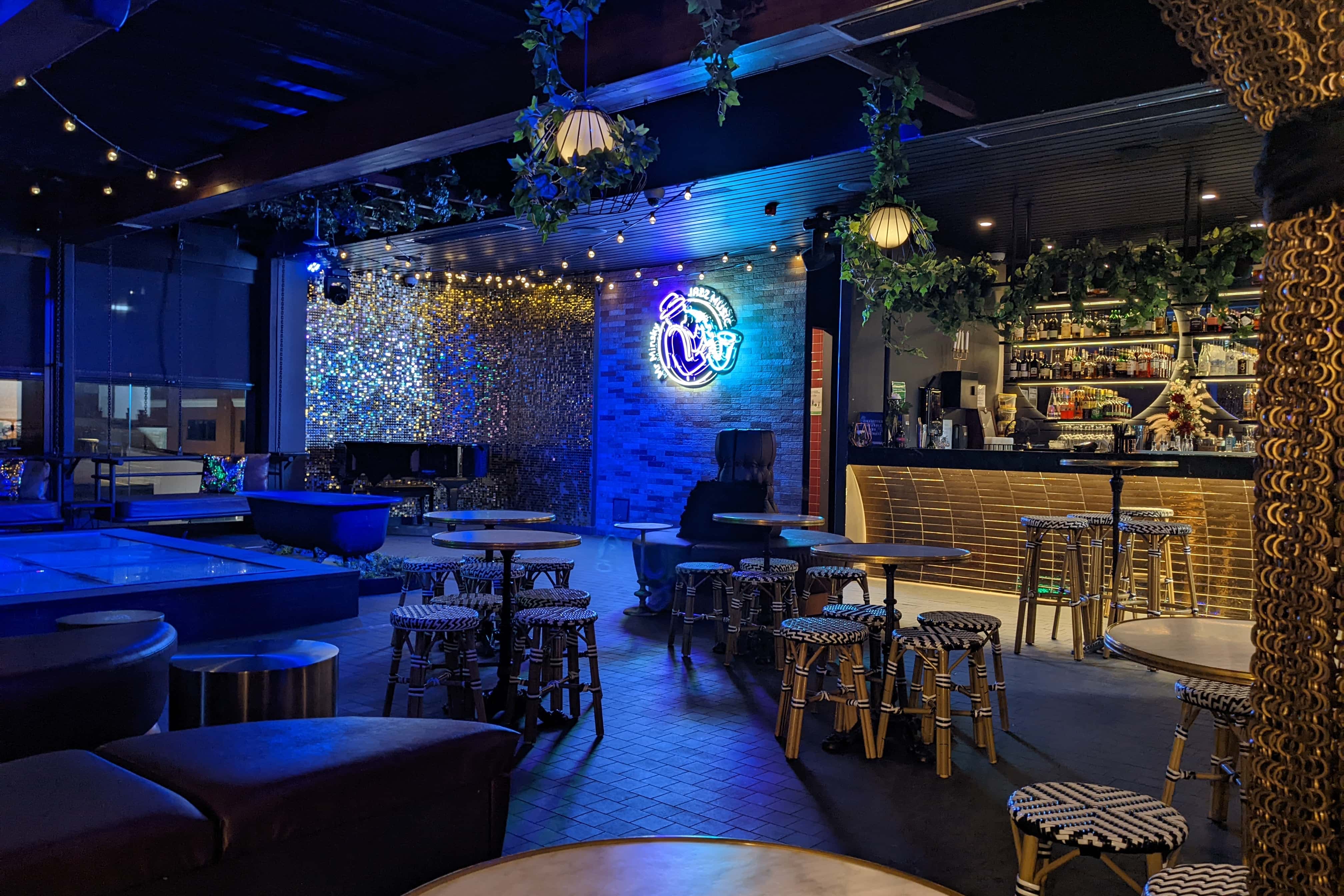 Nineteen Ten Rooftop Bar 0