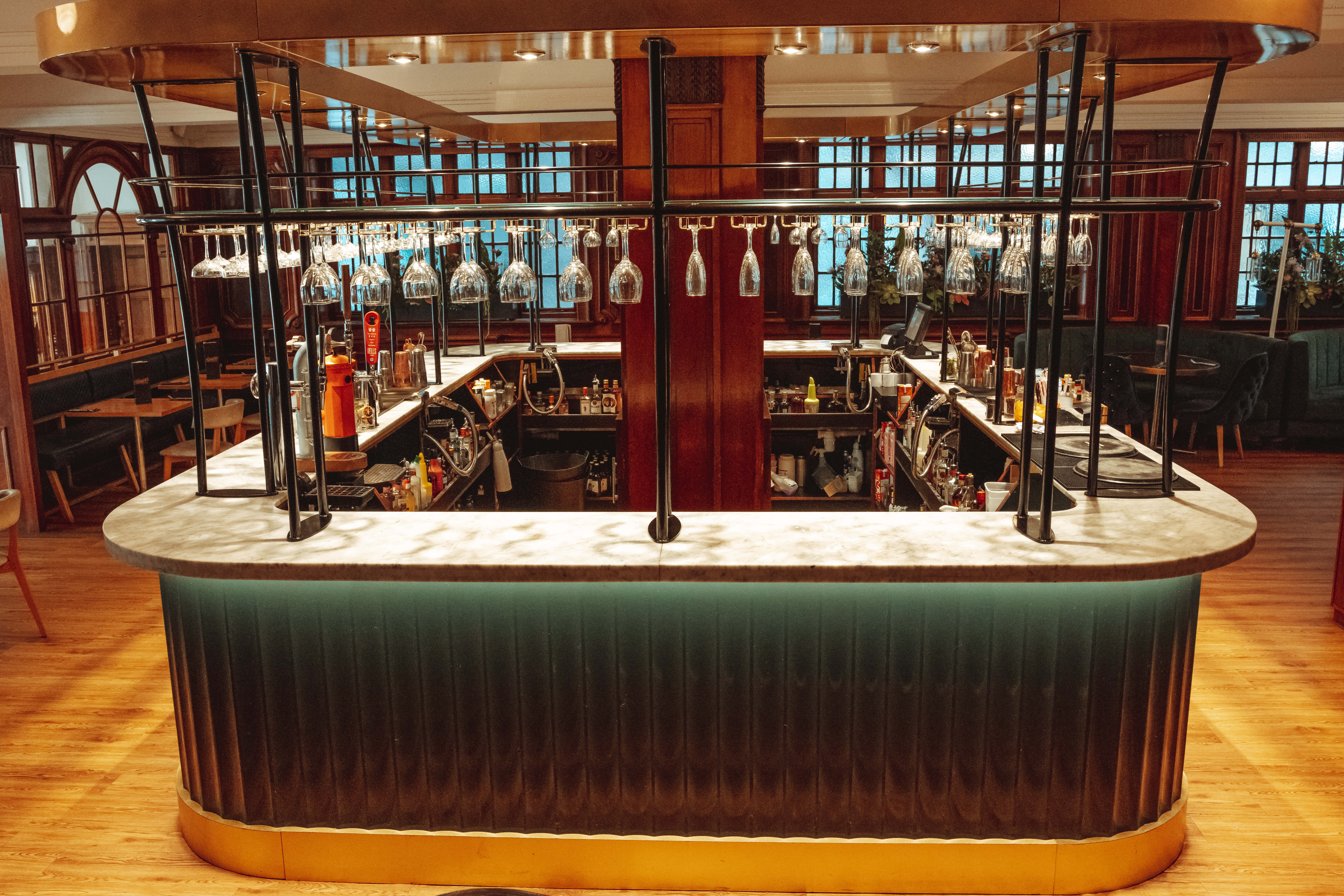 Impossible Bar & Restaurant 1